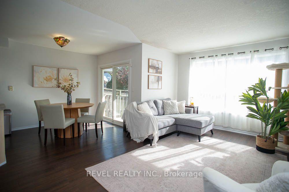 Photo 10 of 48 Lovell Crescent, Brantford, Empire — HOMEH
