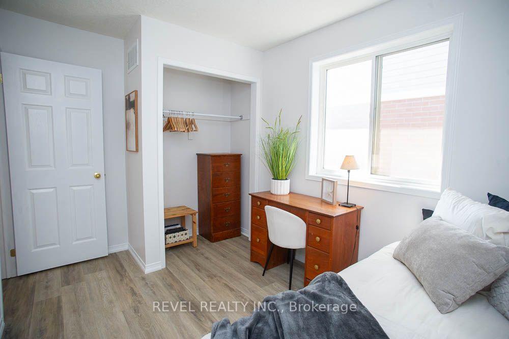 Photo 20 of 48 Lovell Crescent, Brantford, Empire — HOMEH