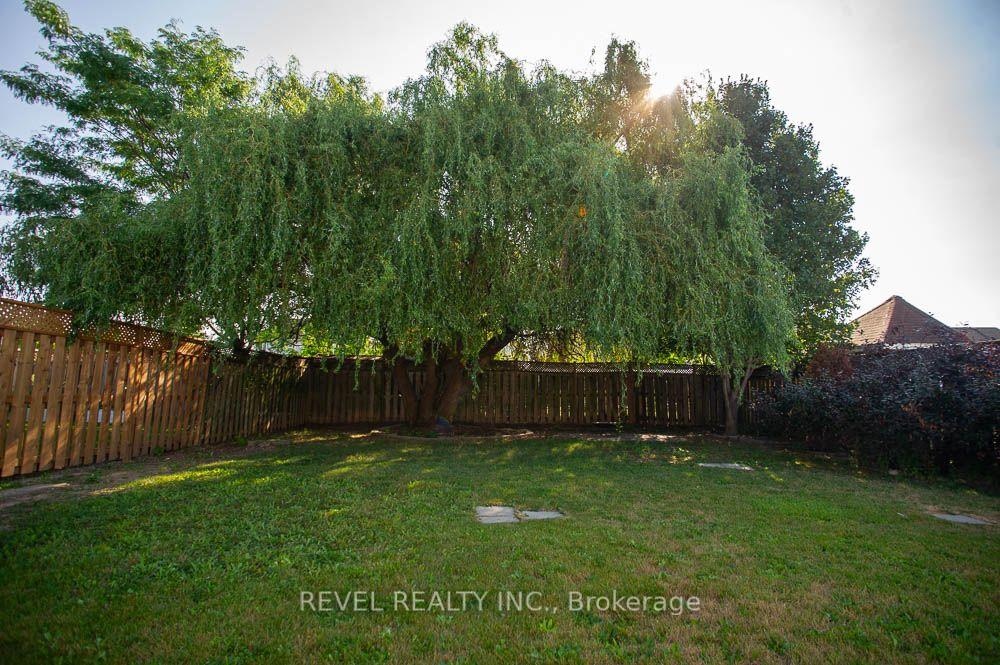 Photo 22 of 48 Lovell Crescent, Brantford, Empire — HOMEH