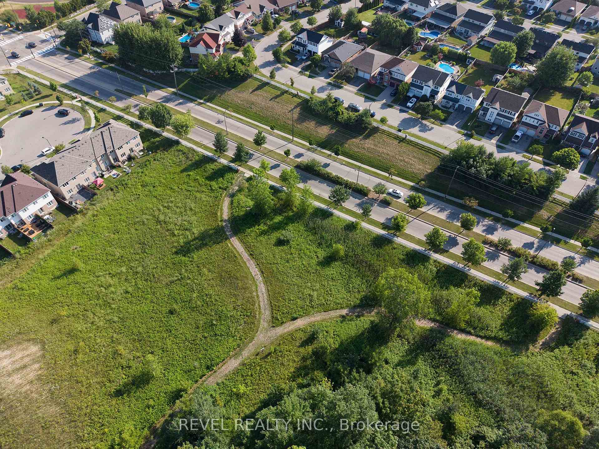 Photo 28 of 48 Lovell Crescent, Brantford, Empire — HOMEH
