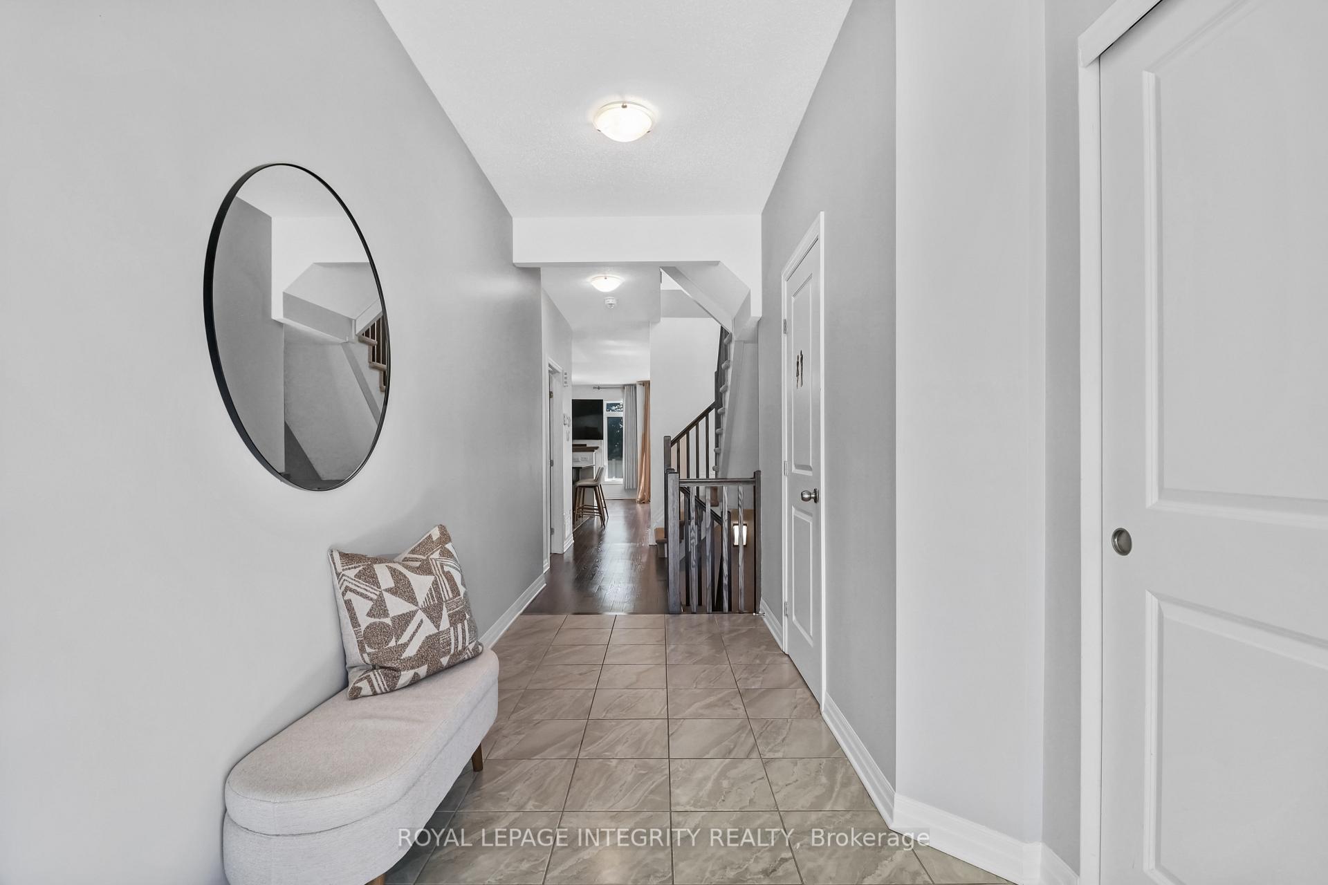 Photo 5 of 216 Gossamer Street, Ottawa, Mer Bleue/Bradley Estates/Anderson Park — HOMEH