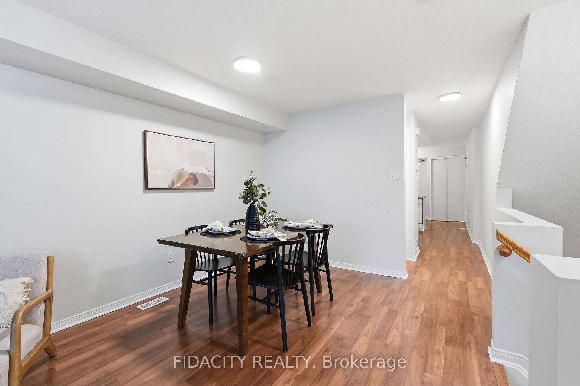 Photo 9 of Unit 55, 324 Crownridge Drive, Ottawa, Kanata - Emerald Meadows/Trailwest — HOMEH