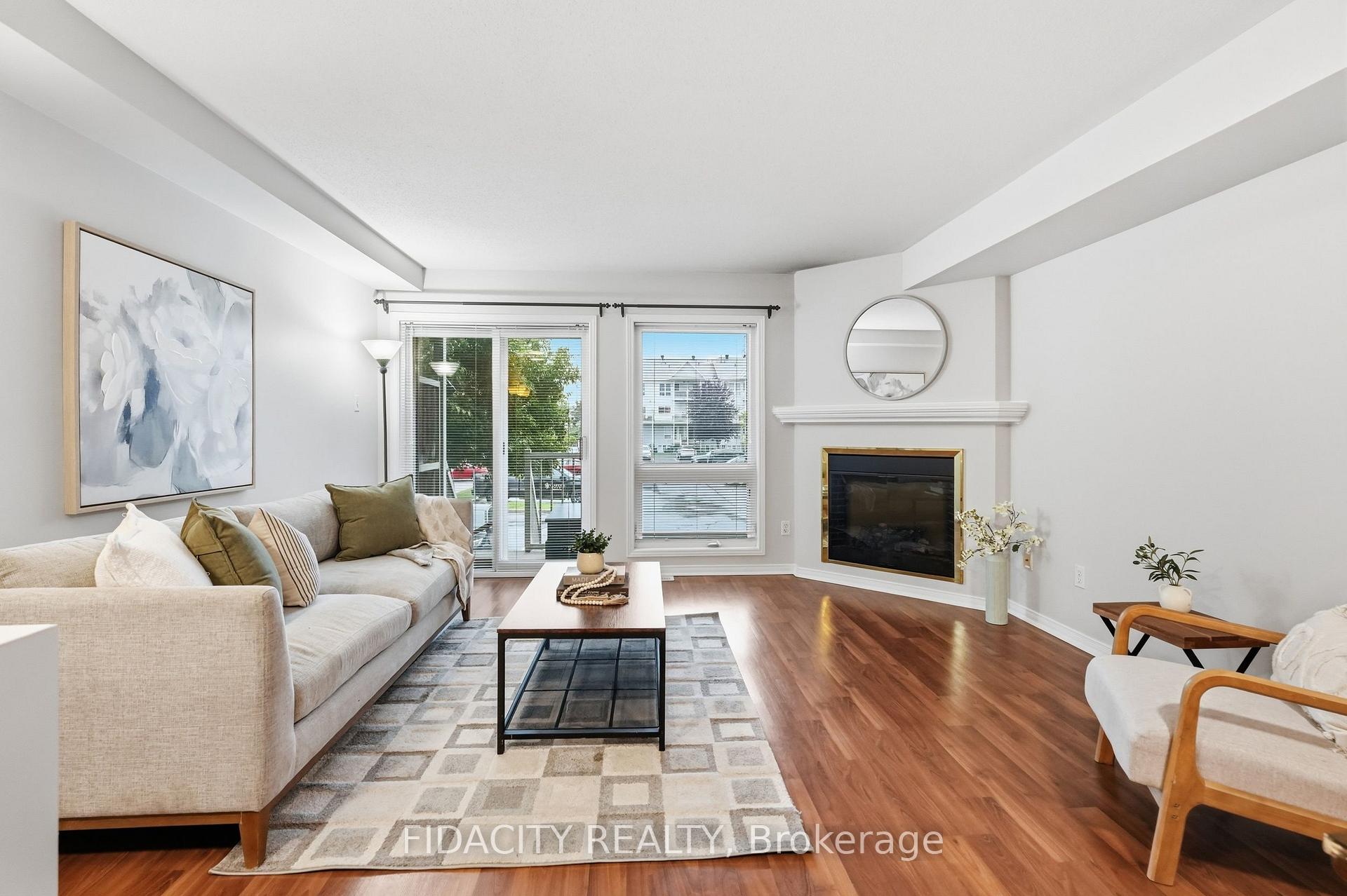 Photo 13 of Unit 55, 324 Crownridge Drive, Ottawa, Kanata - Emerald Meadows/Trailwest — HOMEH