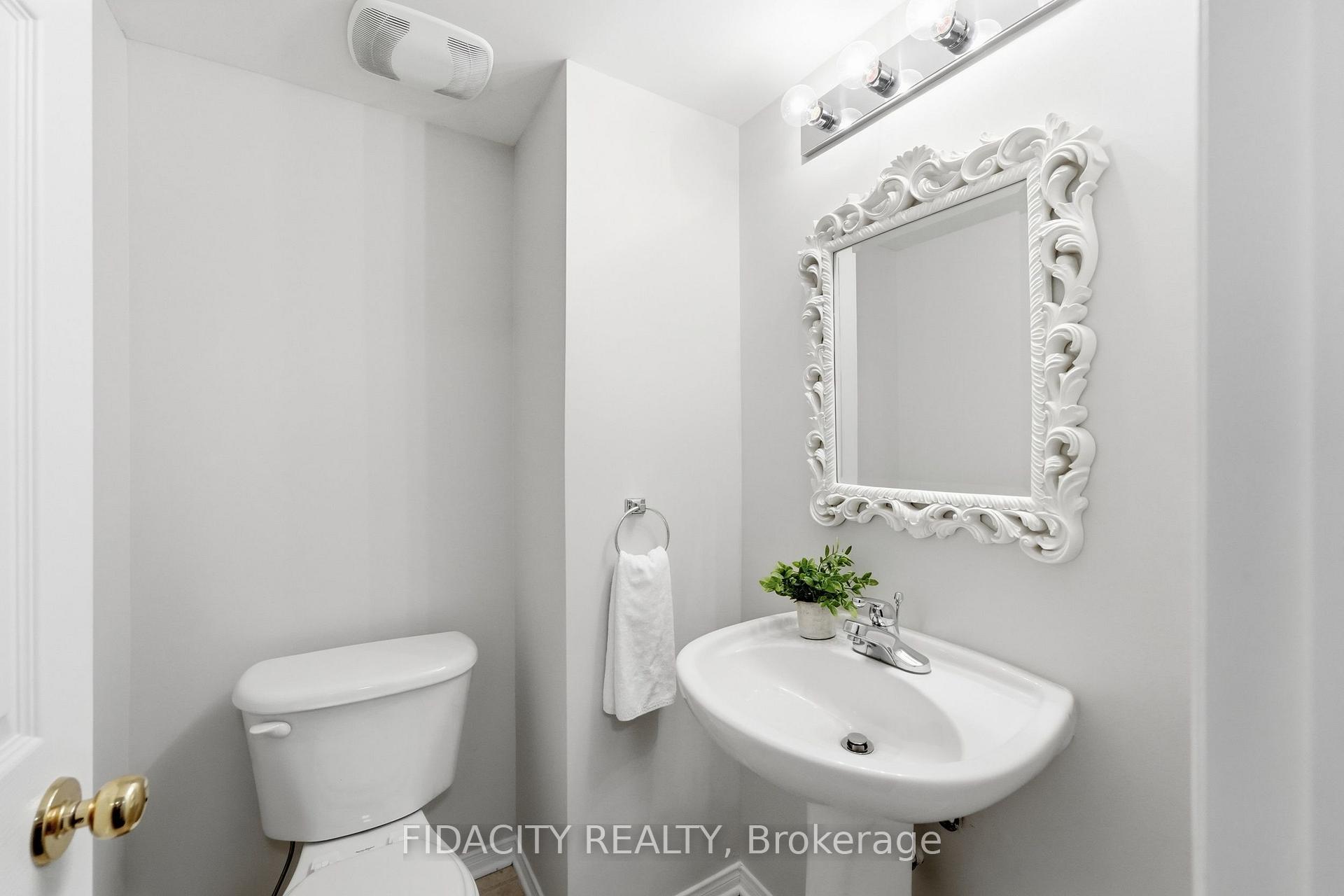 Photo 15 of Unit 55, 324 Crownridge Drive, Ottawa, Kanata - Emerald Meadows/Trailwest — HOMEH