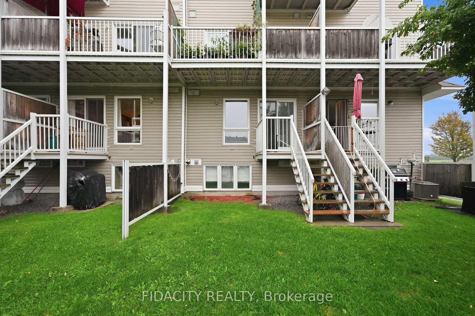 Photo 26 of Unit 55, 324 Crownridge Drive, Ottawa, Kanata - Emerald Meadows/Trailwest — HOMEH