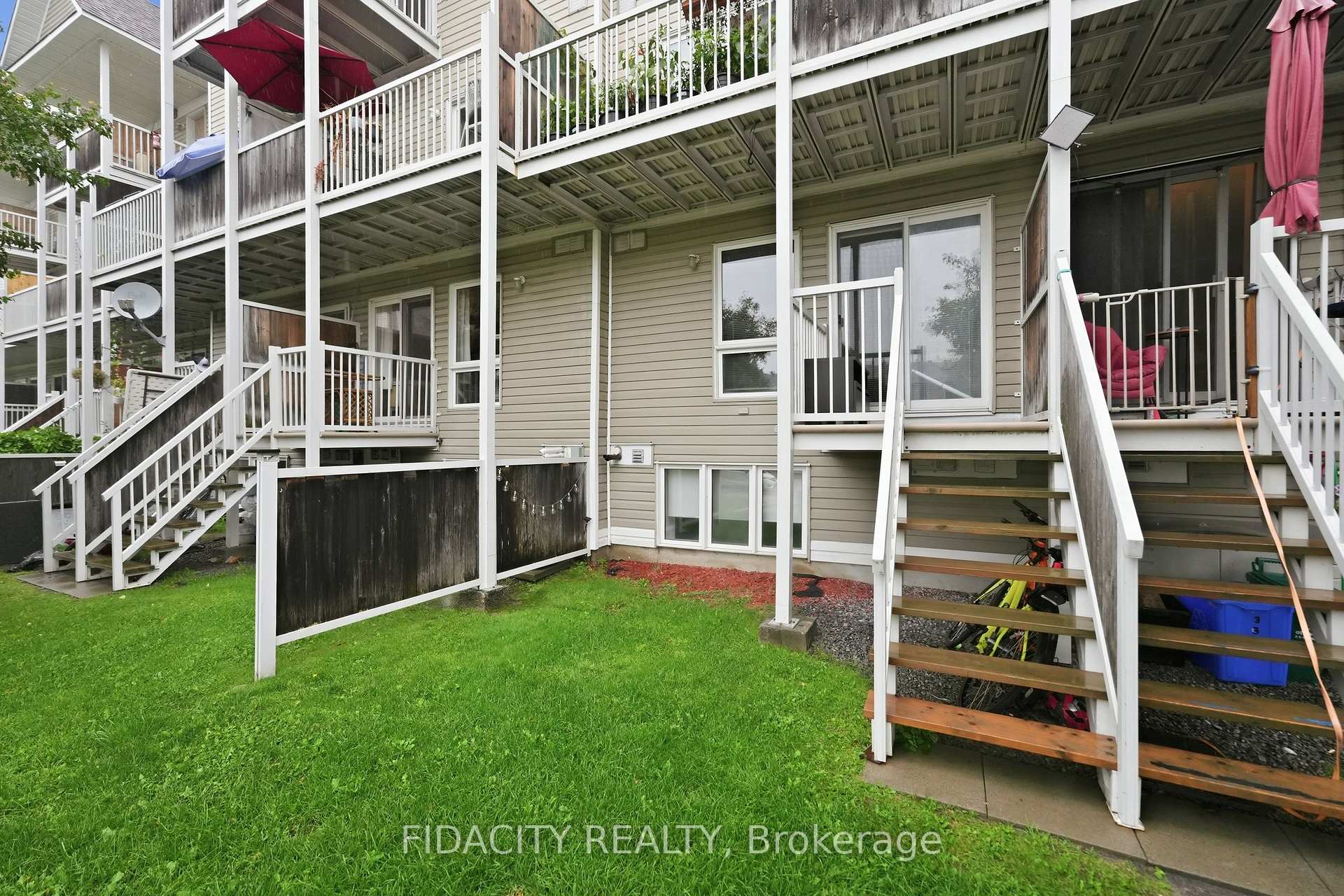 Photo 27 of Unit 55, 324 Crownridge Drive, Ottawa, Kanata - Emerald Meadows/Trailwest — HOMEH
