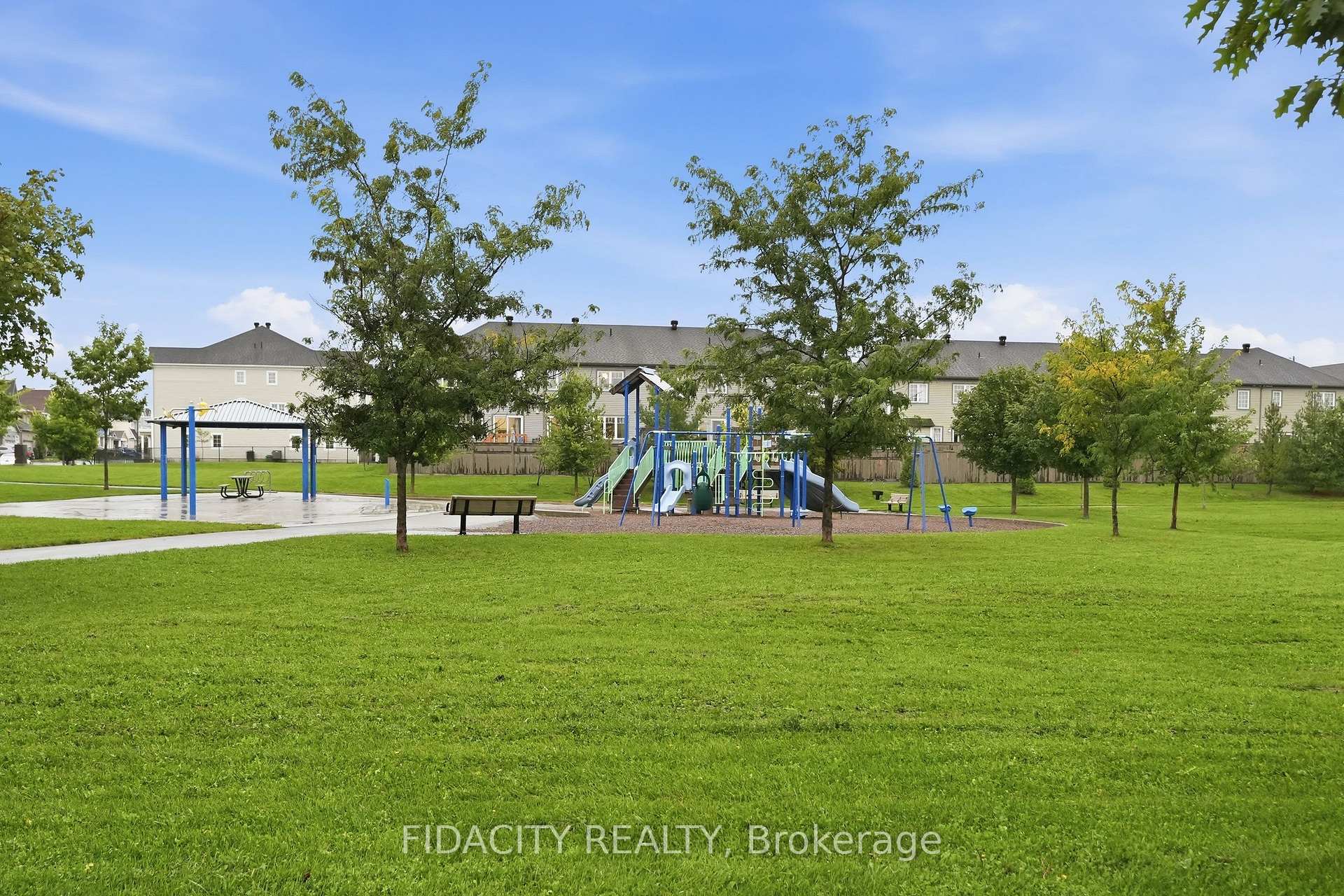 Photo 29 of Unit 55, 324 Crownridge Drive, Ottawa, Kanata - Emerald Meadows/Trailwest — HOMEH