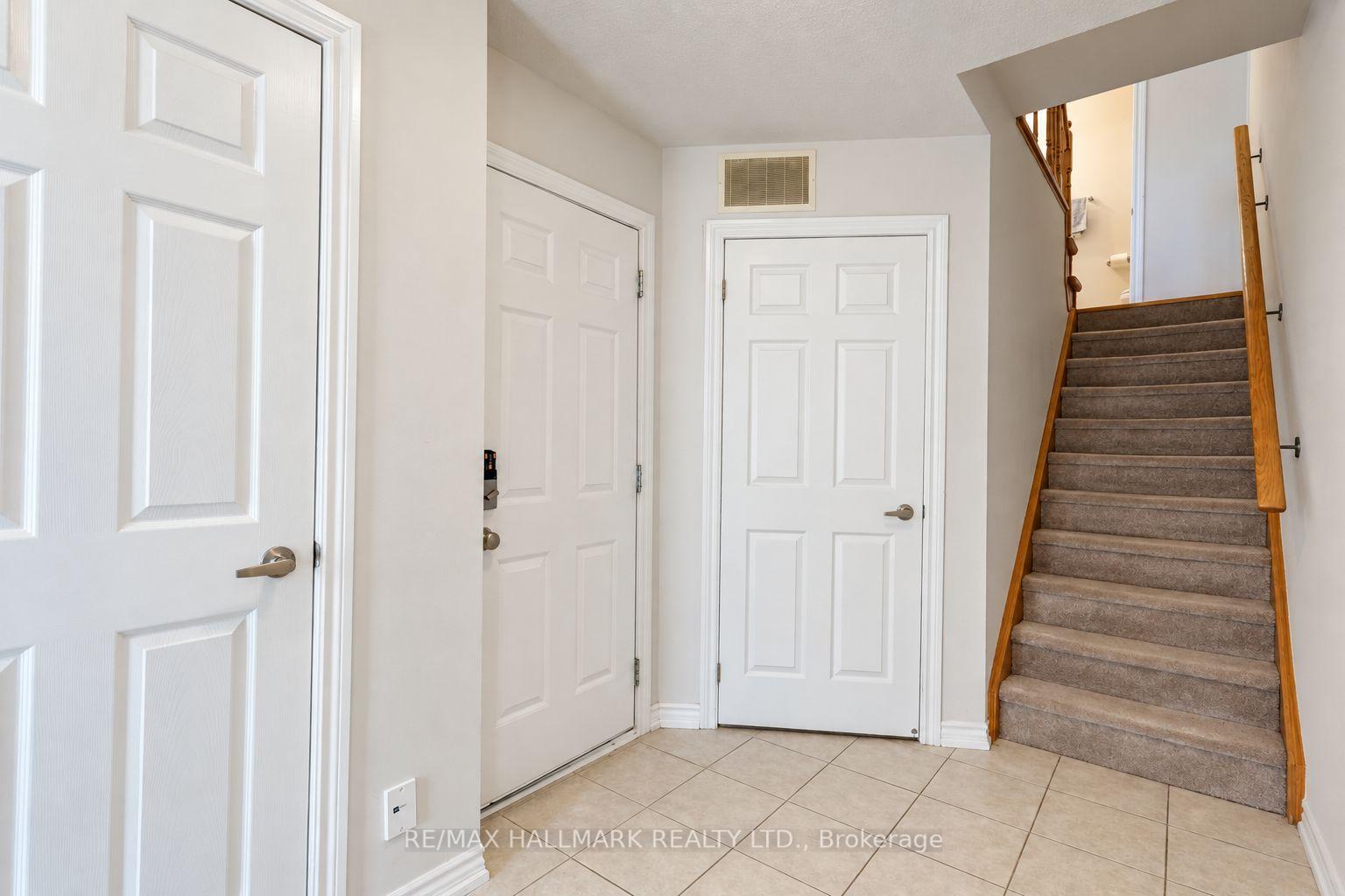 Photo 12 of 63 Tabaret Crescent, Oshawa, Windfields — HOMEH