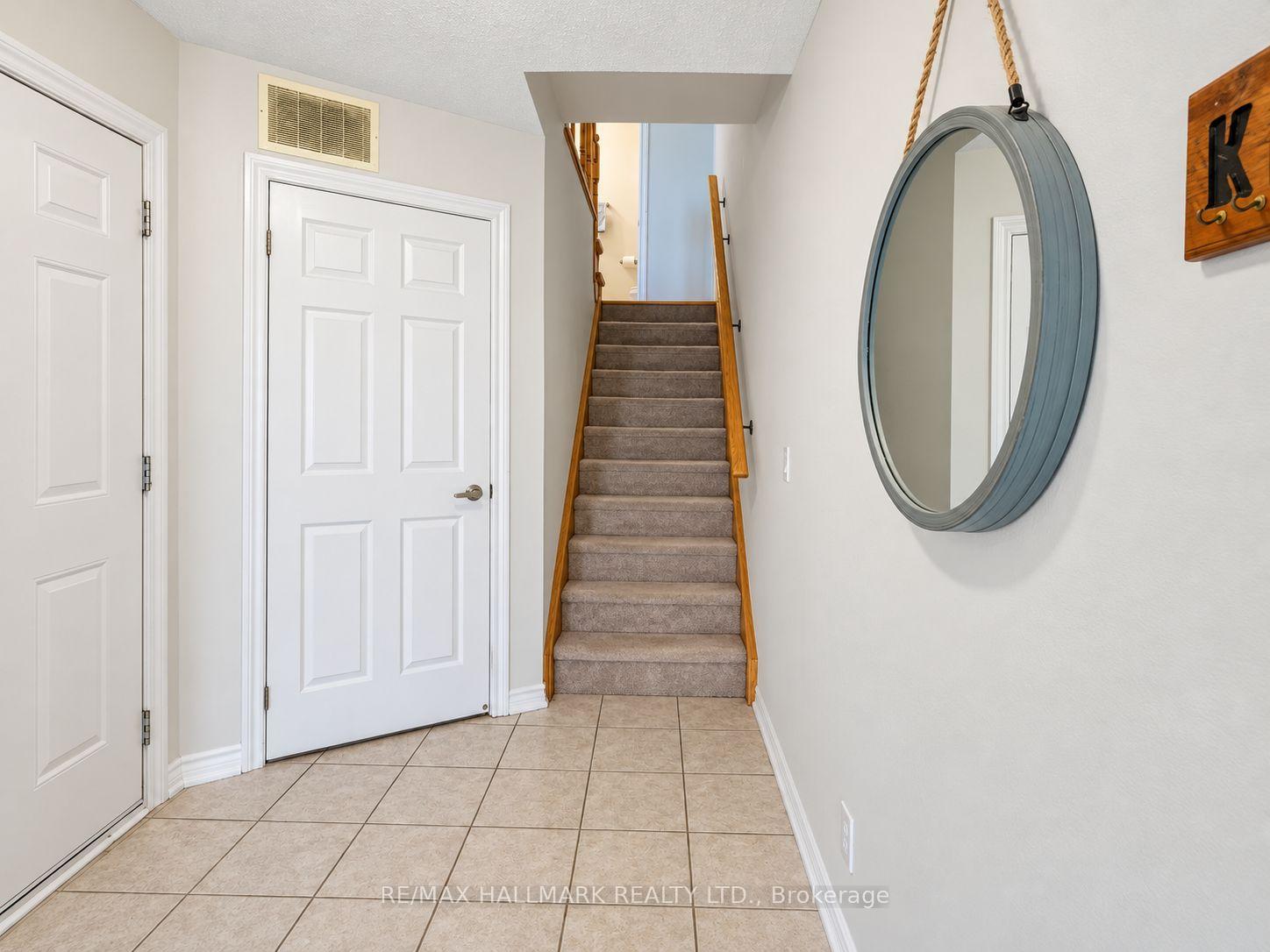 Photo 13 of 63 Tabaret Crescent, Oshawa, Windfields — HOMEH