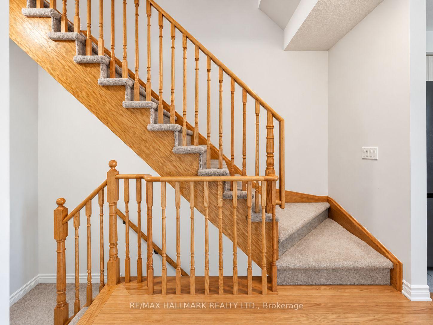 Photo 14 of 63 Tabaret Crescent, Oshawa, Windfields — HOMEH