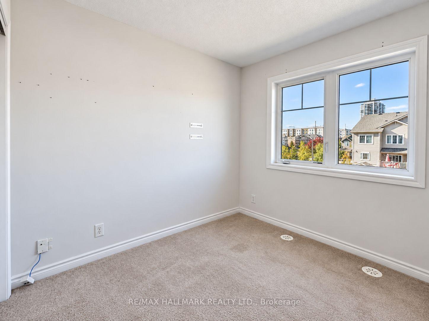 Photo 18 of 63 Tabaret Crescent, Oshawa, Windfields — HOMEH