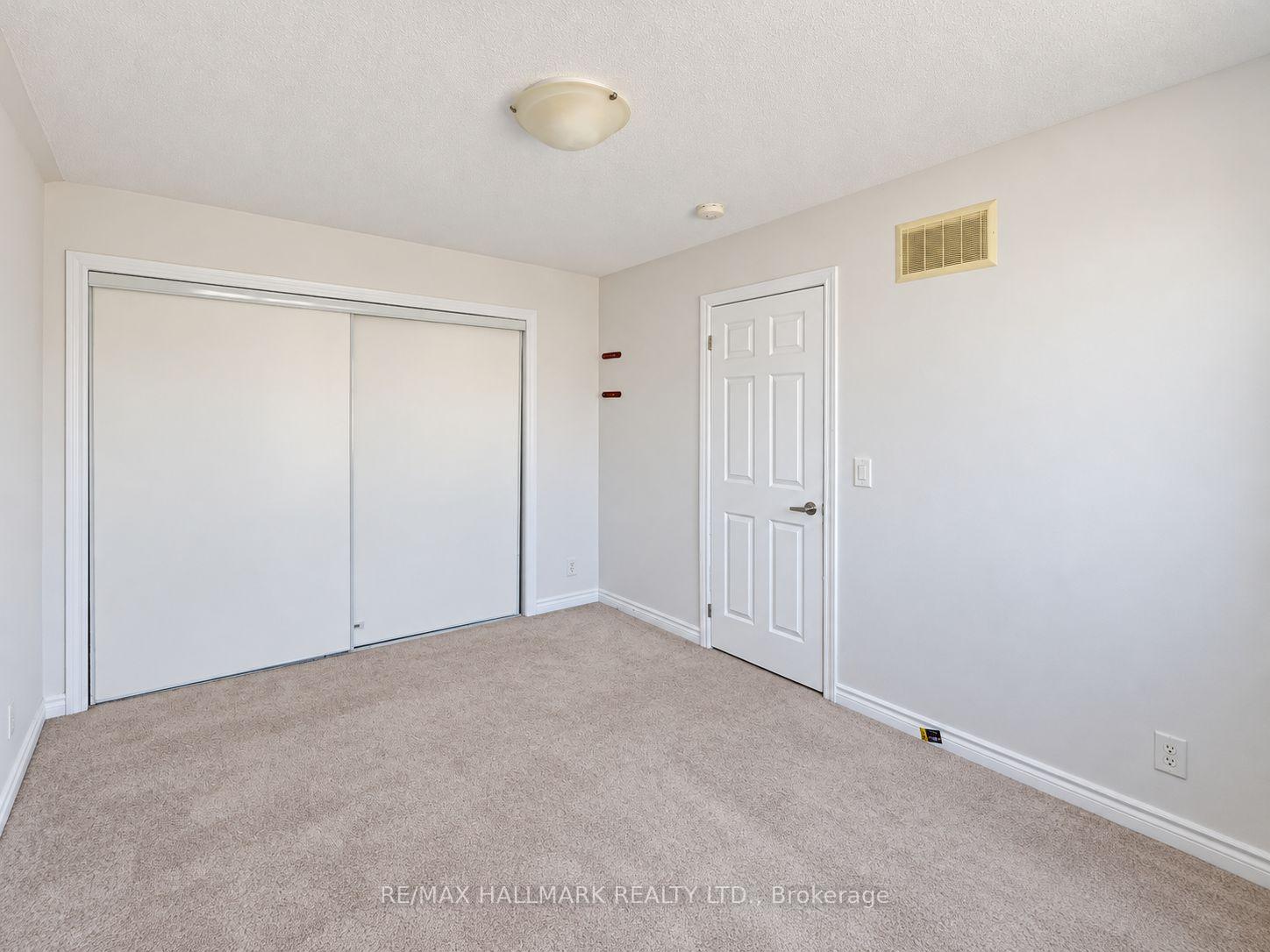 Photo 19 of 63 Tabaret Crescent, Oshawa, Windfields — HOMEH