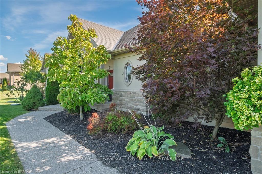 Photo 3 of 24 Wingrove Wood, Brantford, North Park/Wood St. — HOMEH