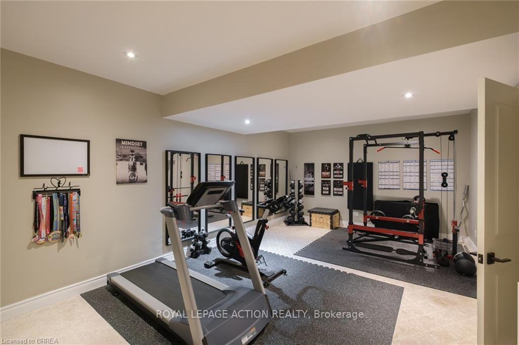 Photo 39 of 24 Wingrove Wood, Brantford, North Park/Wood St. — HOMEH