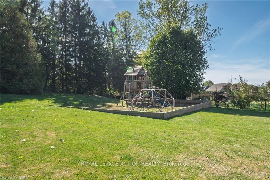Photo 48 of 24 Wingrove Wood, Brantford, North Park/Wood St. — HOMEH