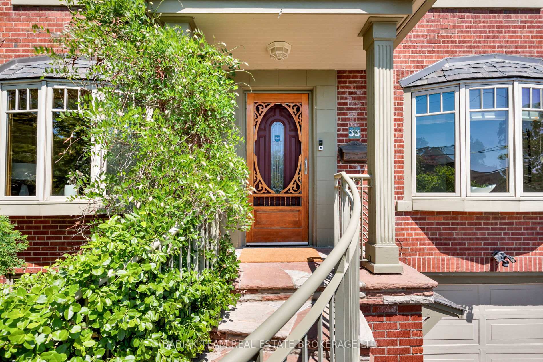 Photo 2 of 33 Halford Avenue, Toronto, Lambton Baby Point — HOMEH
