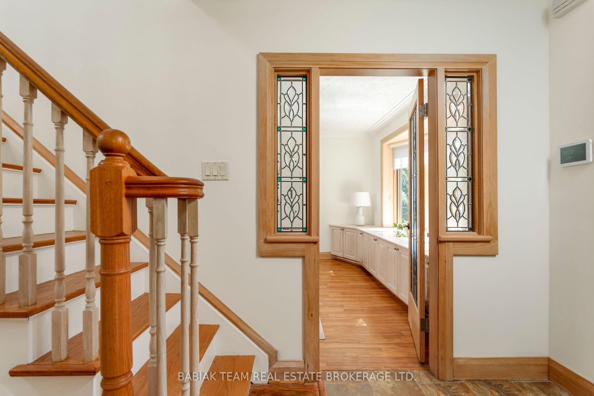 Photo 8 of 33 Halford Avenue, Toronto, Lambton Baby Point — HOMEH