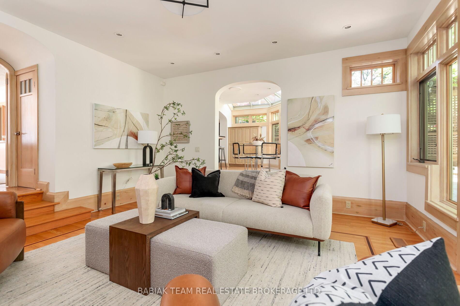 Photo 14 of 33 Halford Avenue, Toronto, Lambton Baby Point — HOMEH