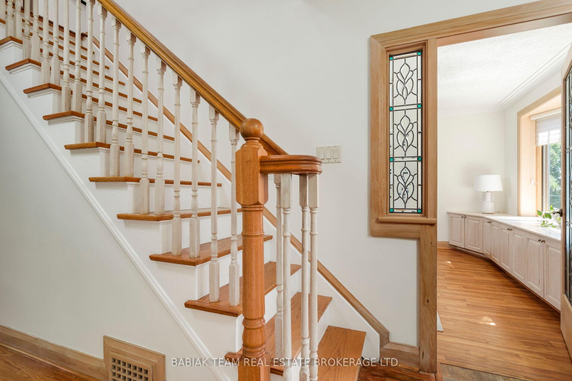 Photo 20 of 33 Halford Avenue, Toronto, Lambton Baby Point — HOMEH