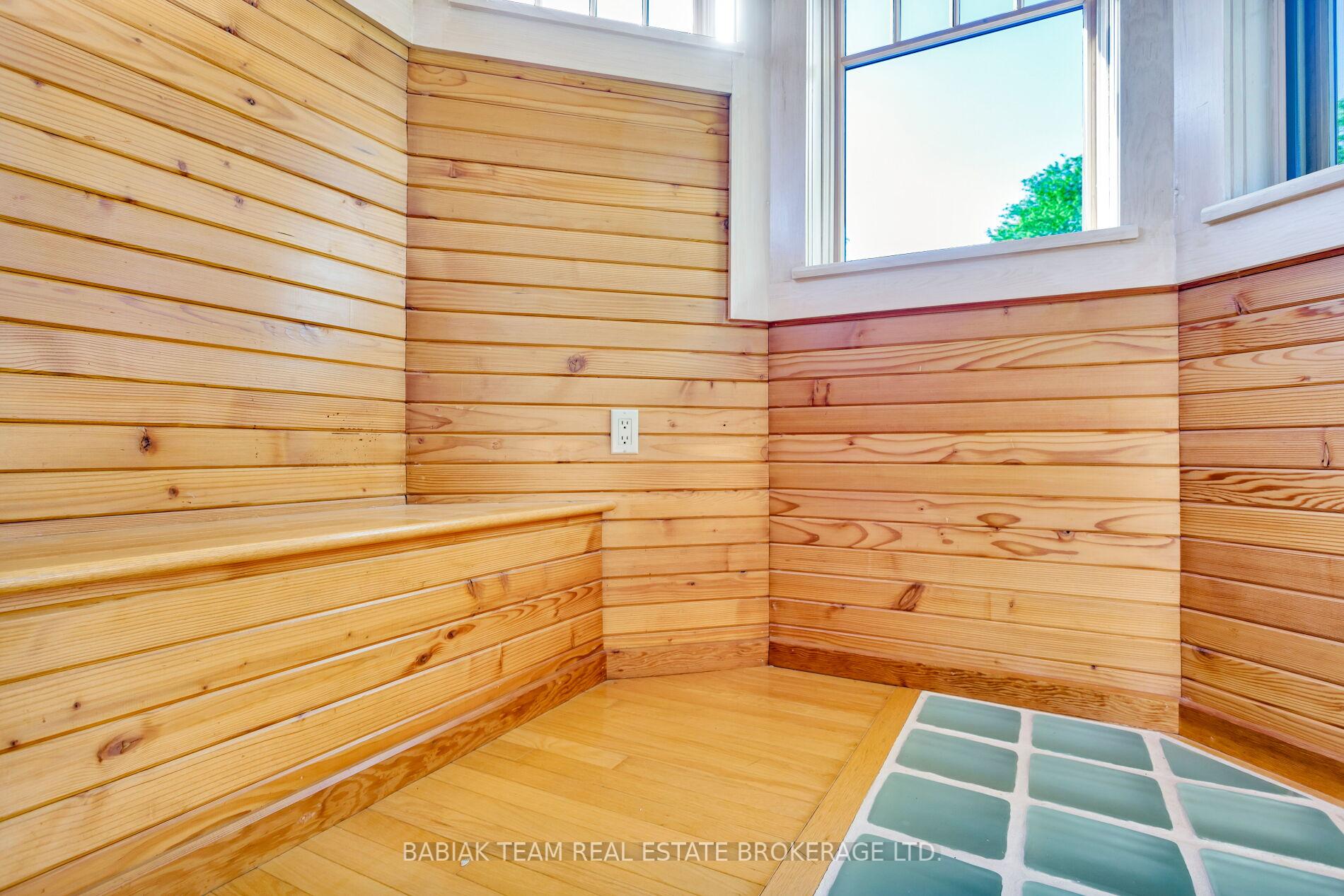 Photo 26 of 33 Halford Avenue, Toronto, Lambton Baby Point — HOMEH