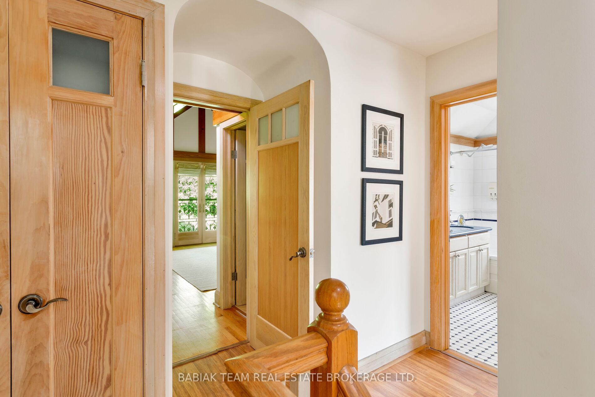 Photo 38 of 33 Halford Avenue, Toronto, Lambton Baby Point — HOMEH