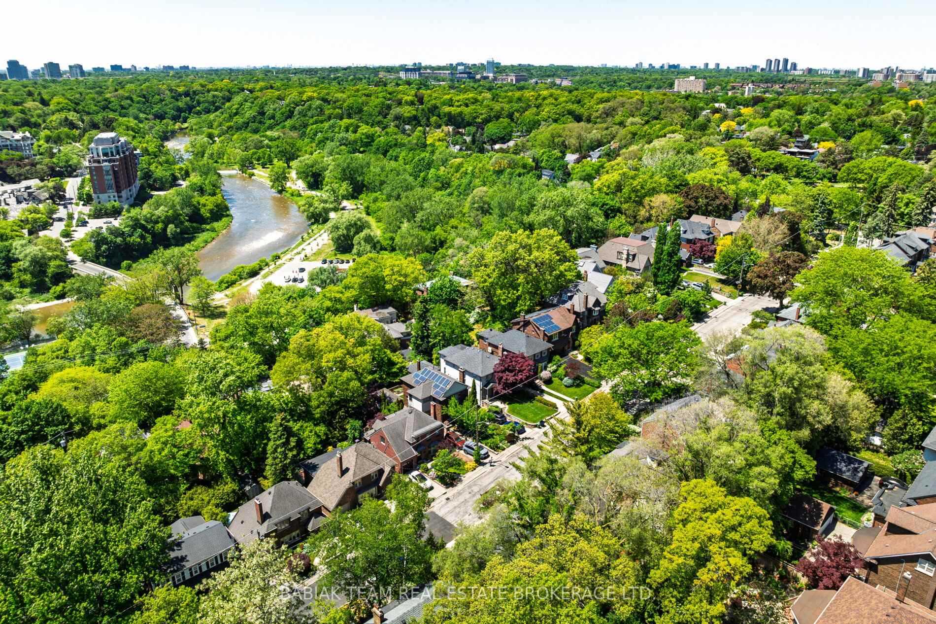Photo 48 of 33 Halford Avenue, Toronto, Lambton Baby Point — HOMEH