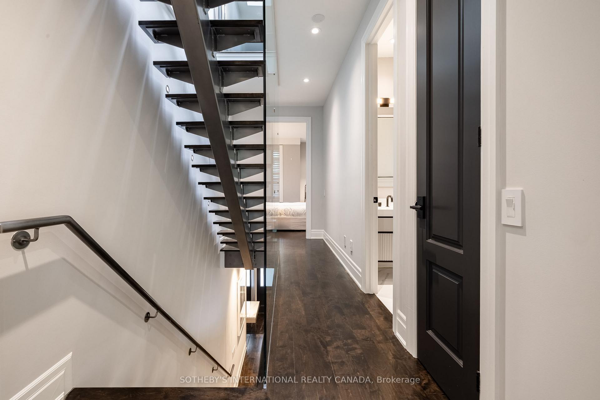 Photo 19 of 33 Tranby Avenue, Toronto, The Annex — HOMEH