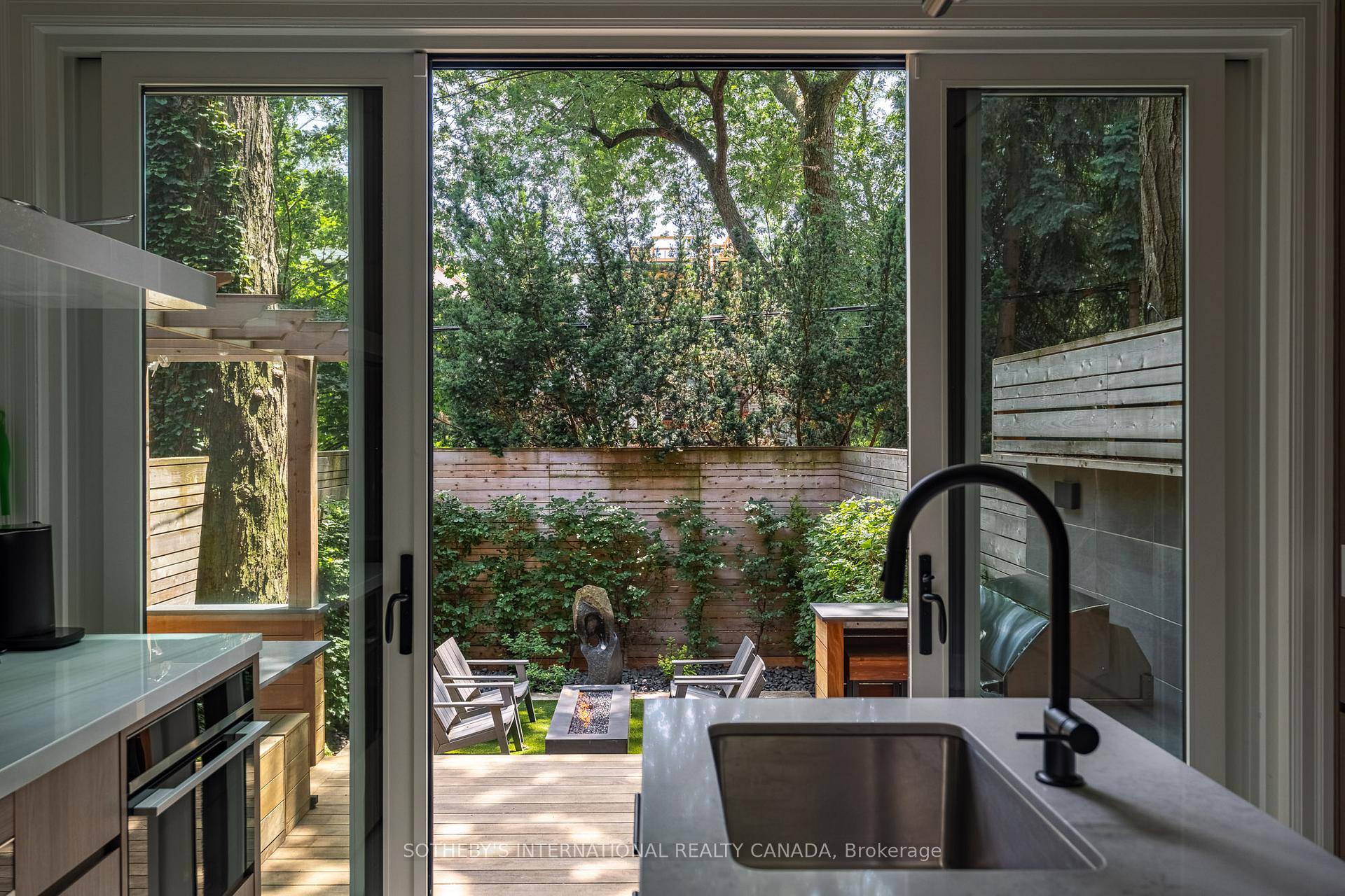 Photo 28 of 33 Tranby Avenue, Toronto, The Annex — HOMEH