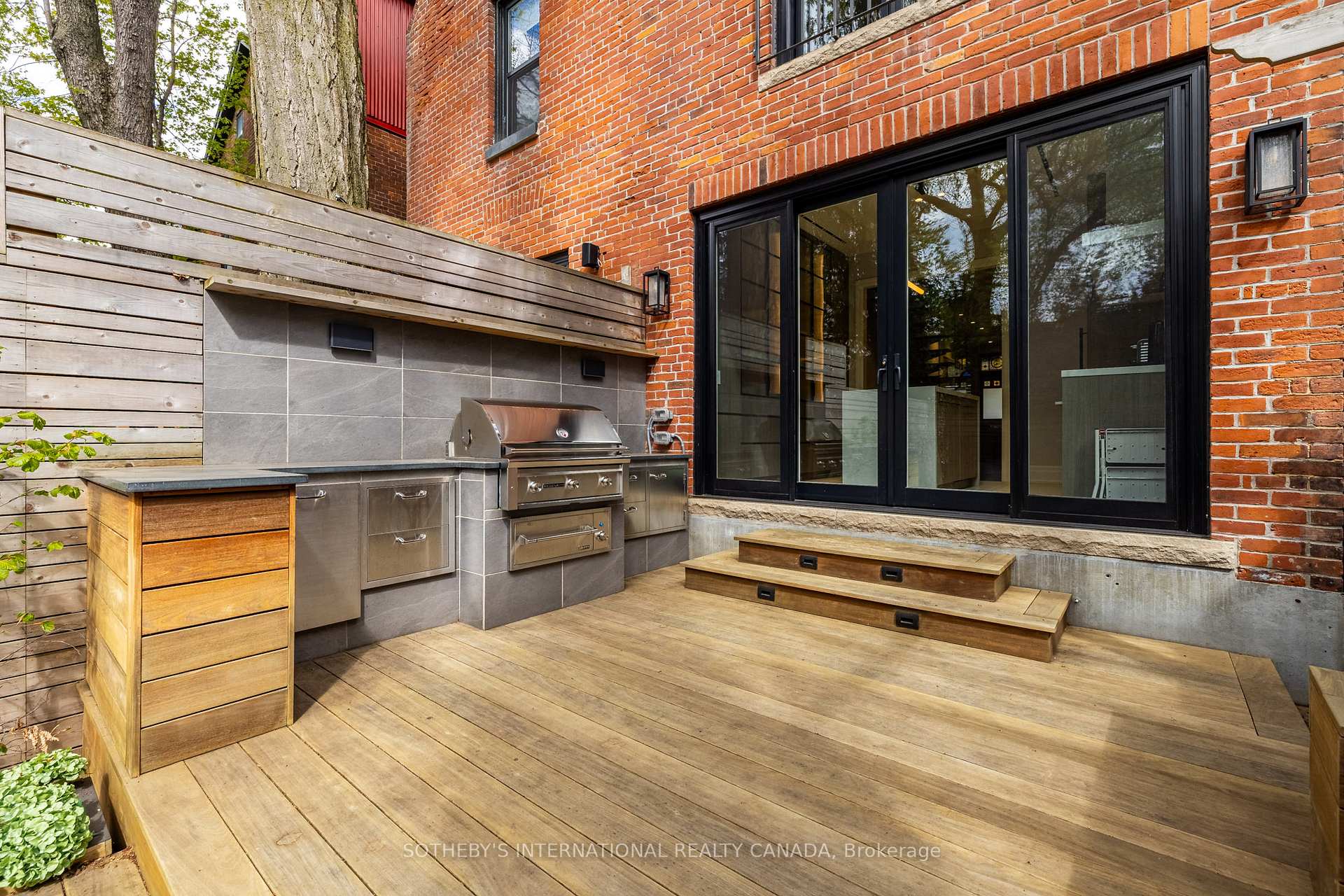 Photo 31 of 33 Tranby Avenue, Toronto, The Annex — HOMEH