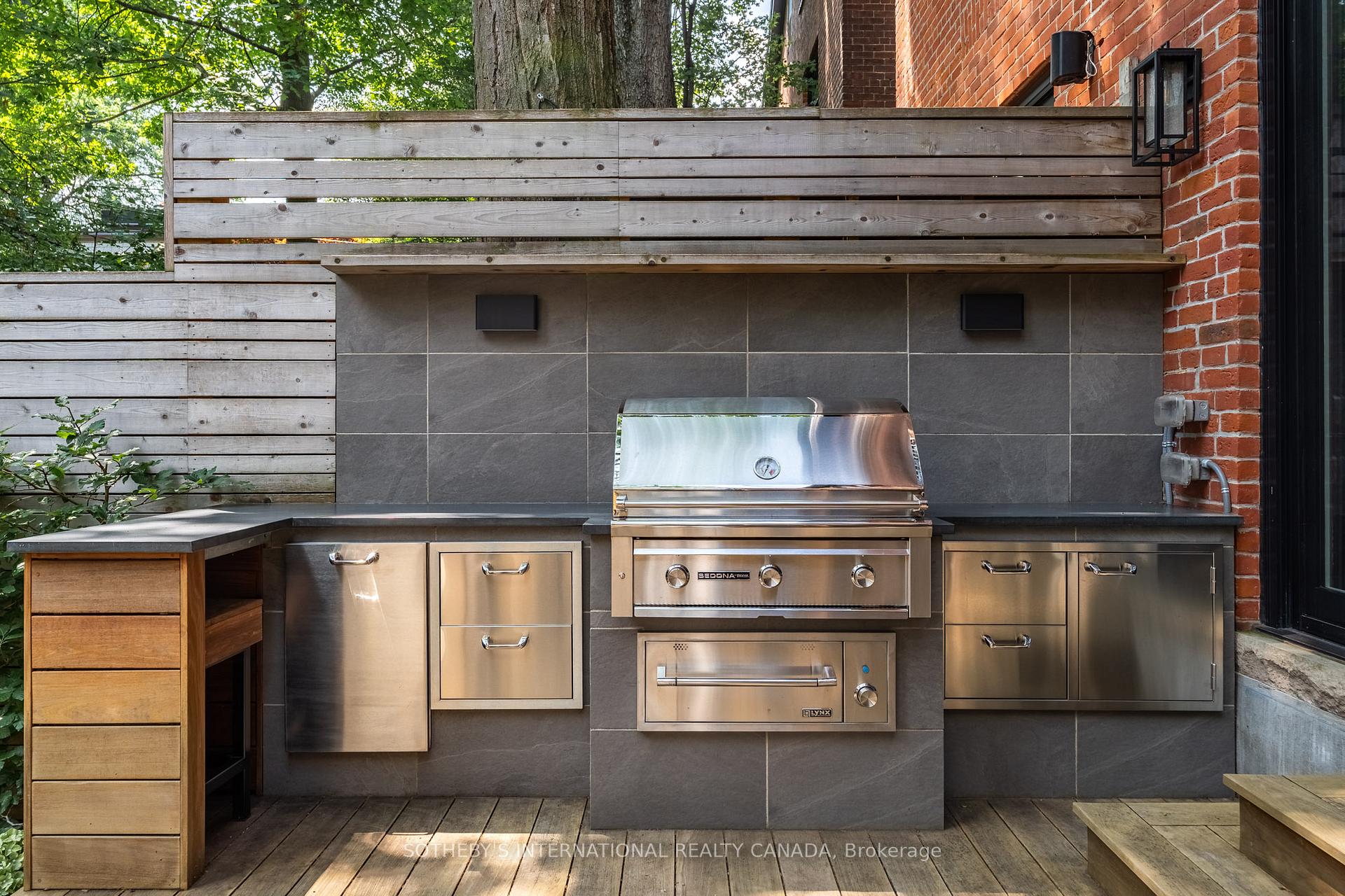 Photo 35 of 33 Tranby Avenue, Toronto, The Annex — HOMEH
