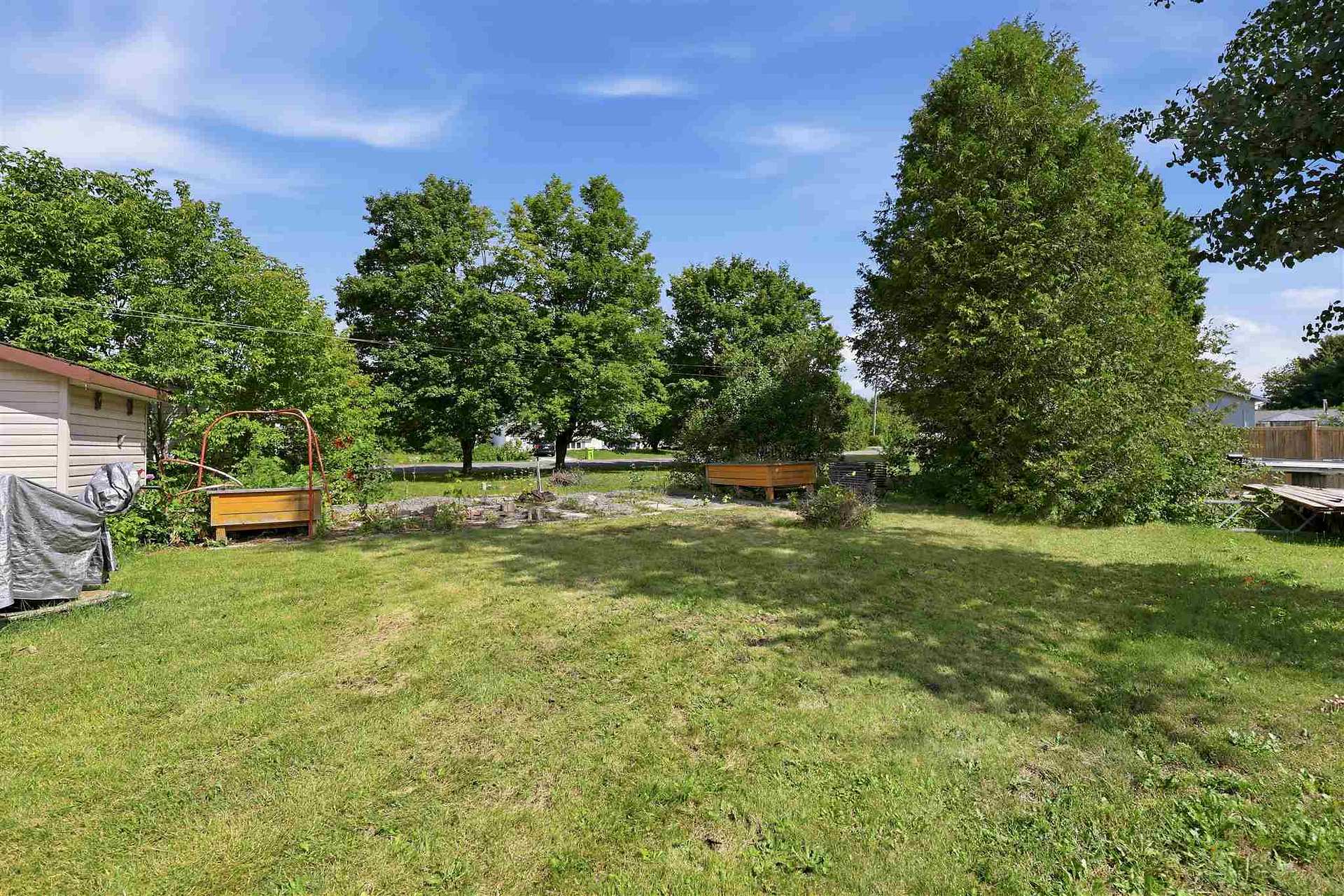 Photo 5 of 30 Adeline Avenue, Sault Ste Marie, Ward 3 — HOMEH