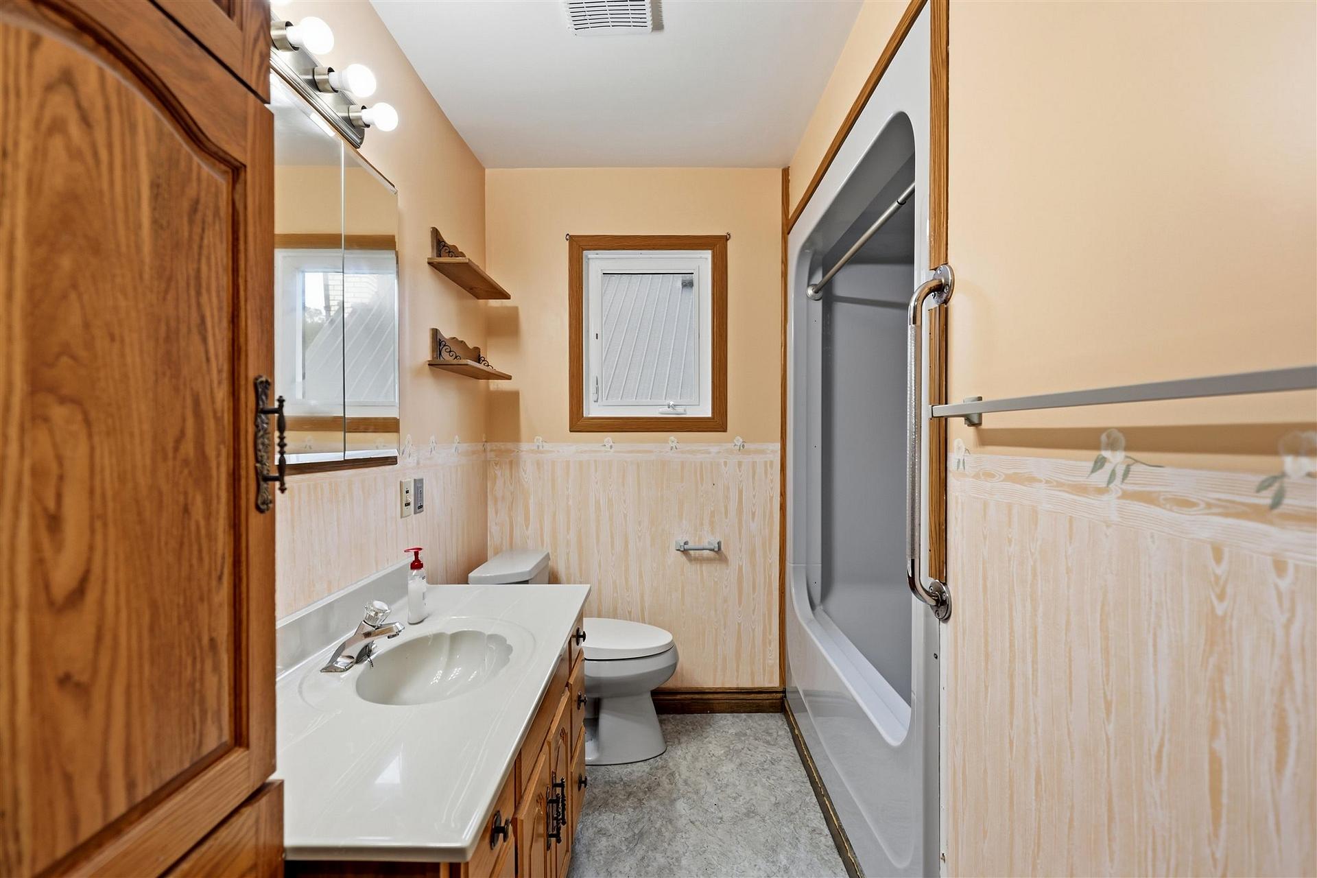 Photo 14 of 30 Adeline Avenue, Sault Ste Marie, Ward 3 — HOMEH