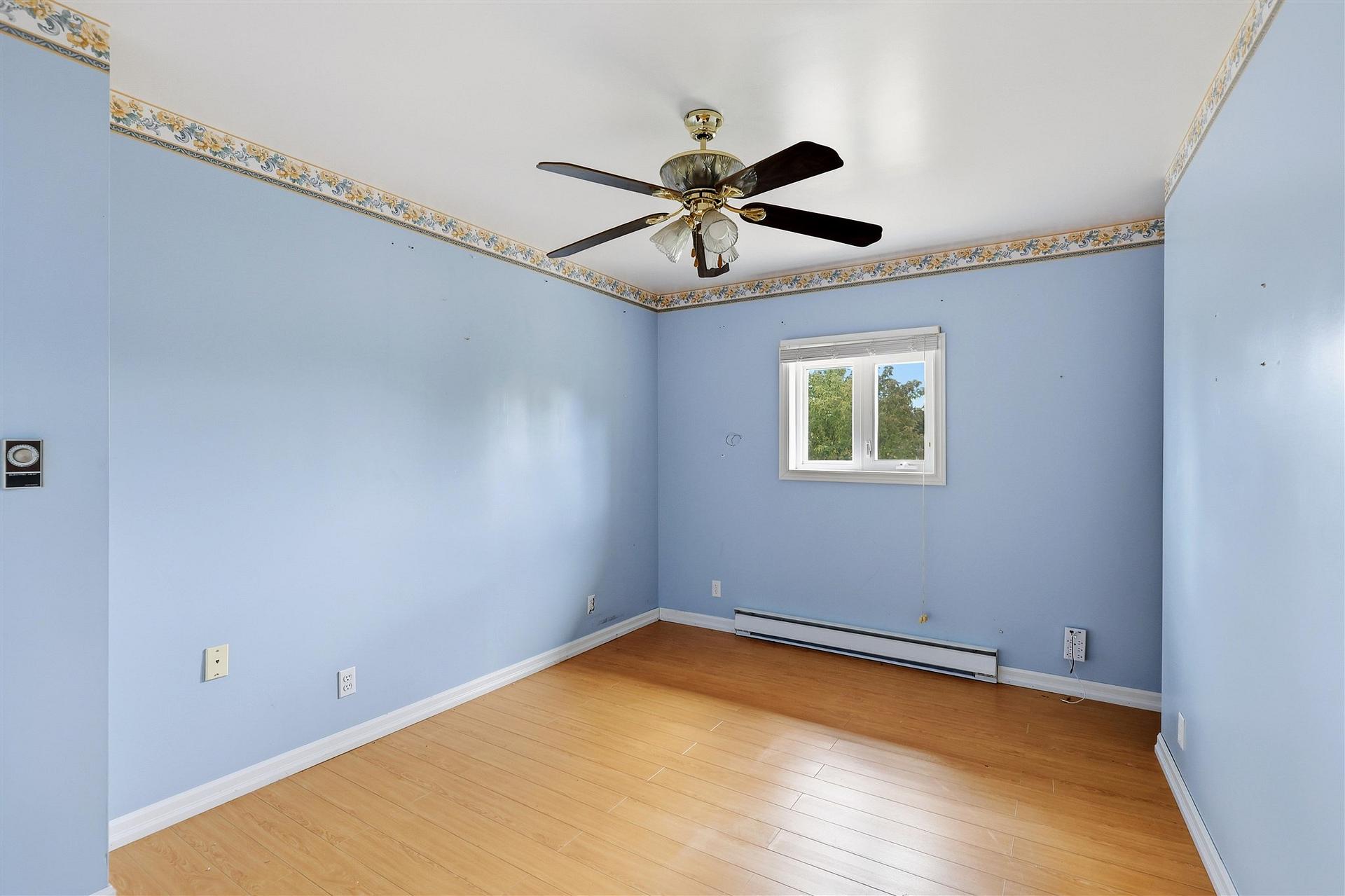 Photo 21 of 30 Adeline Avenue, Sault Ste Marie, Ward 3 — HOMEH