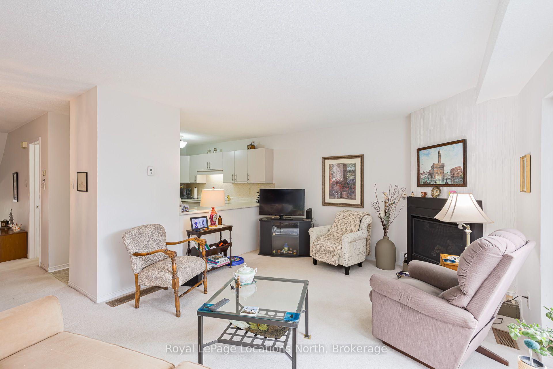 Photo 15 of Unit 8, 403 Thomas Street S, Clearview, Stayner — HOMEH