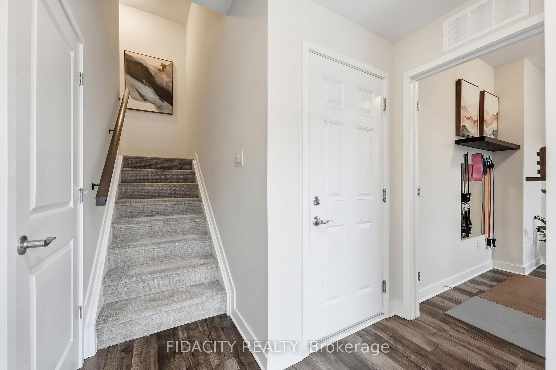 Photo 4 of 148 Visor Private, Ottawa, Kanata - Emerald Meadows/Trailwest — HOMEH