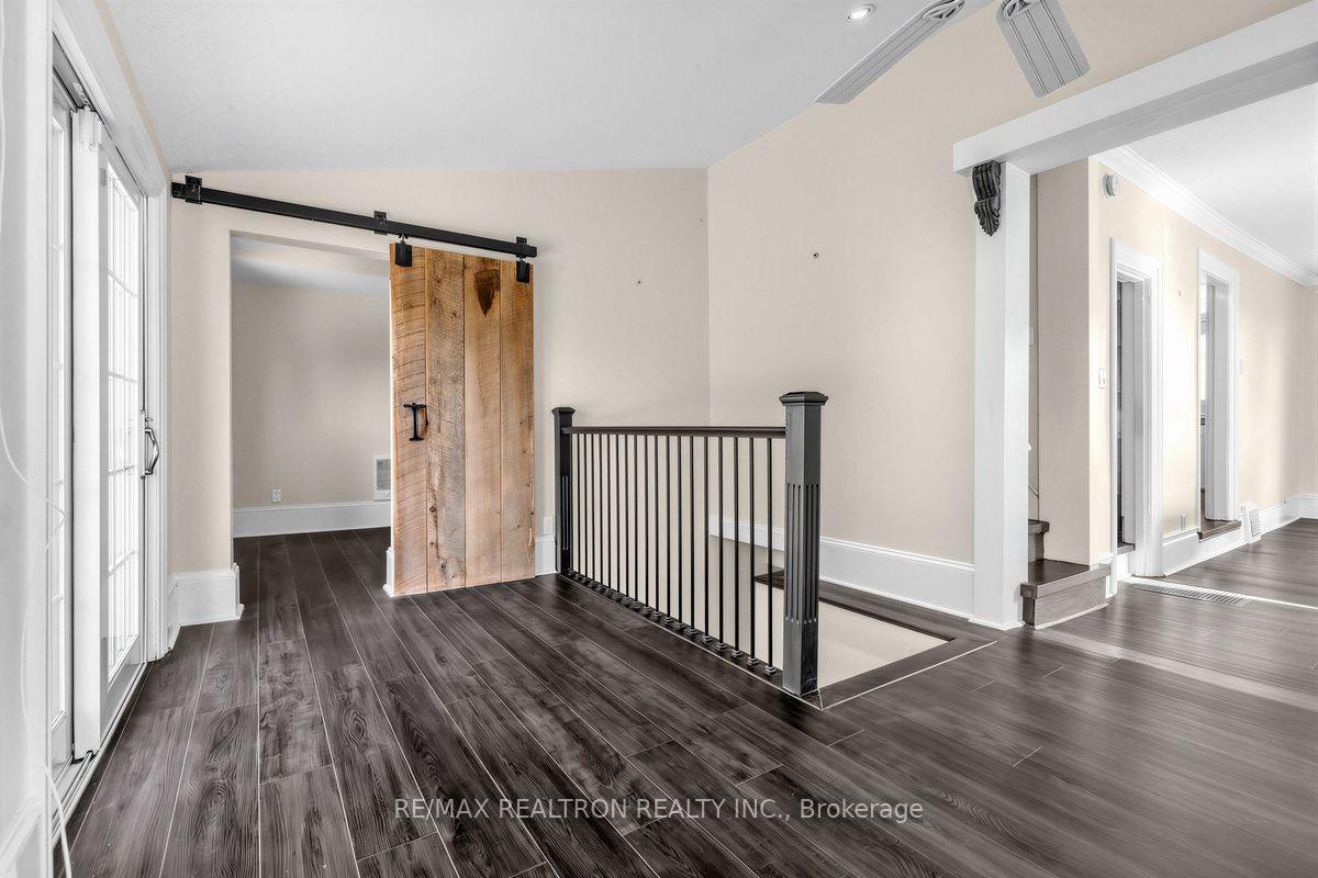 Photo 32 of 52 Parkside Drive, Barrie, Queen's Park — HOMEH
