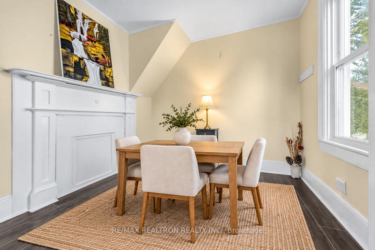 Photo 13 of 52 Parkside Drive, Barrie, Queen's Park — HOMEH