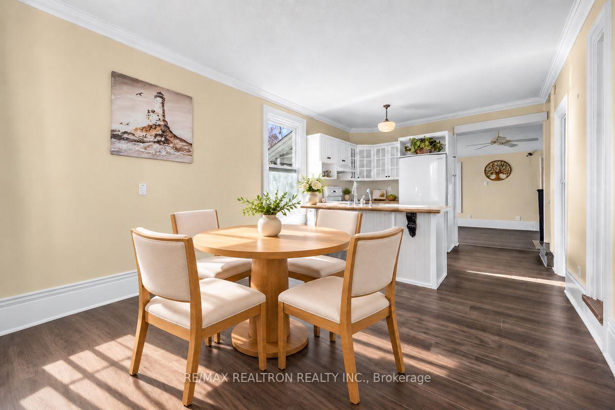 Photo 17 of 52 Parkside Drive, Barrie, Queen's Park — HOMEH