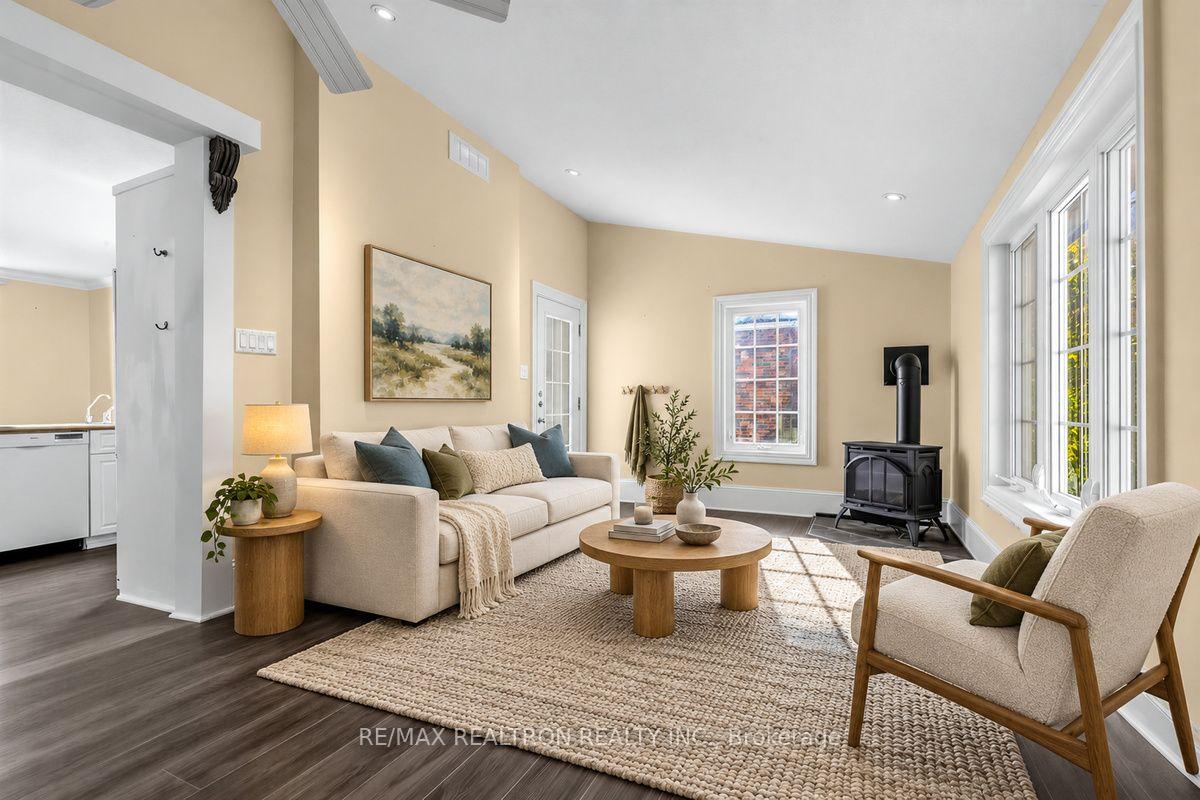 Photo 29 of 52 Parkside Drive, Barrie, Queen's Park — HOMEH