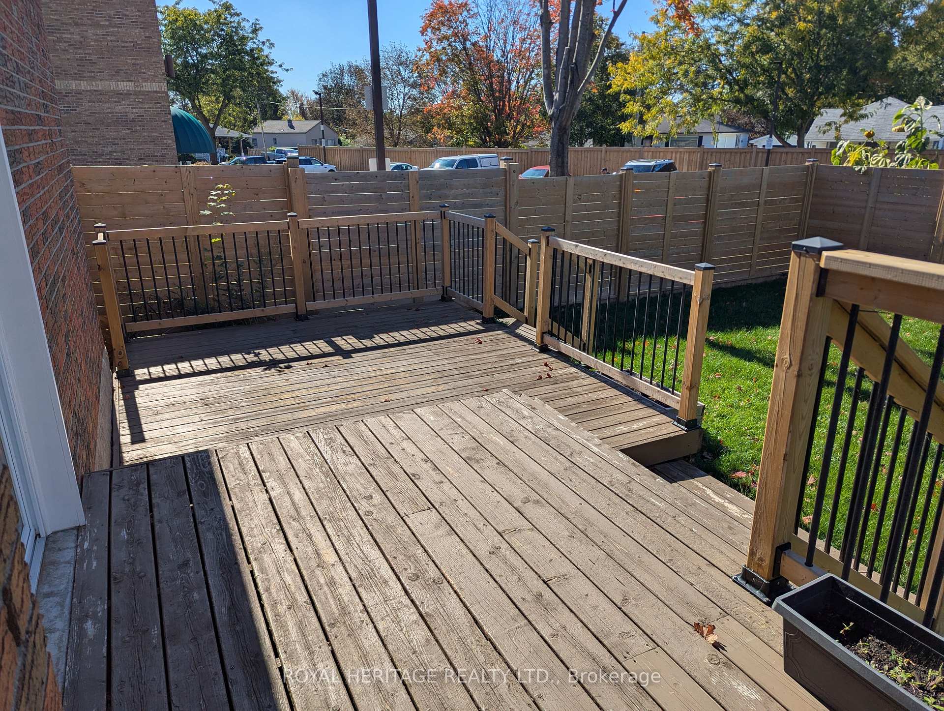 Photo 25 of 56 Liberty Street S, Clarington, Bowmanville — HOMEH