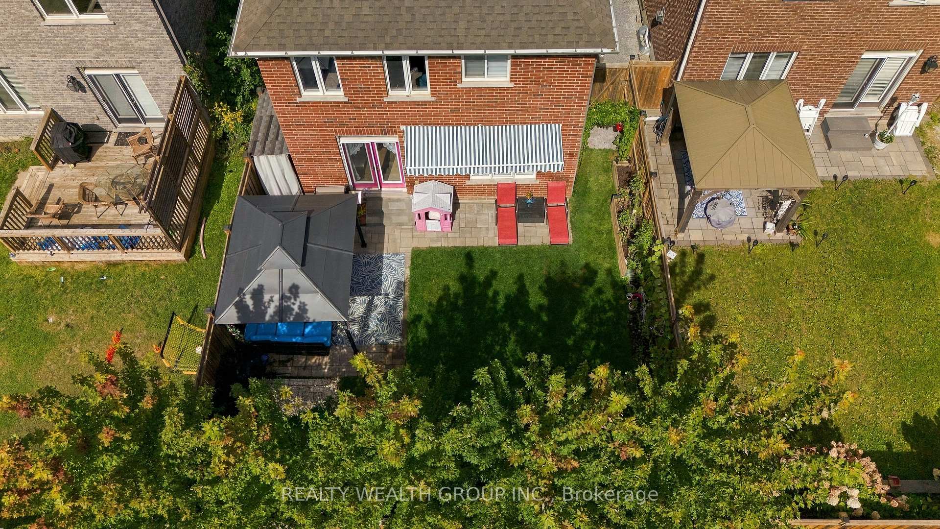 Photo 35 of 43 Booth Lane, Barrie, Painswick South — HOMEH