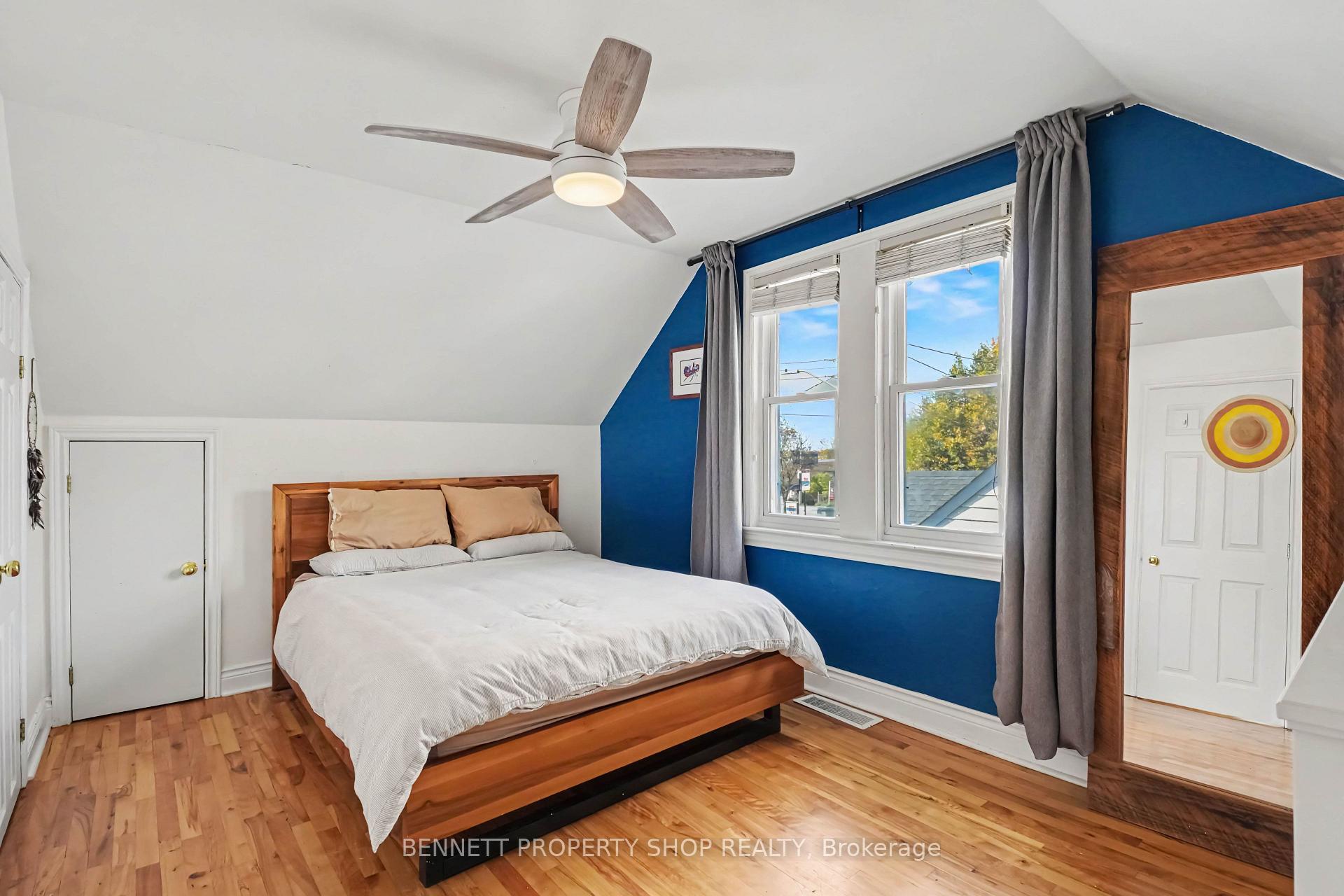Photo 11 of 1215 Erie Avenue, Ottawa, Ridgemont — HOMEH
