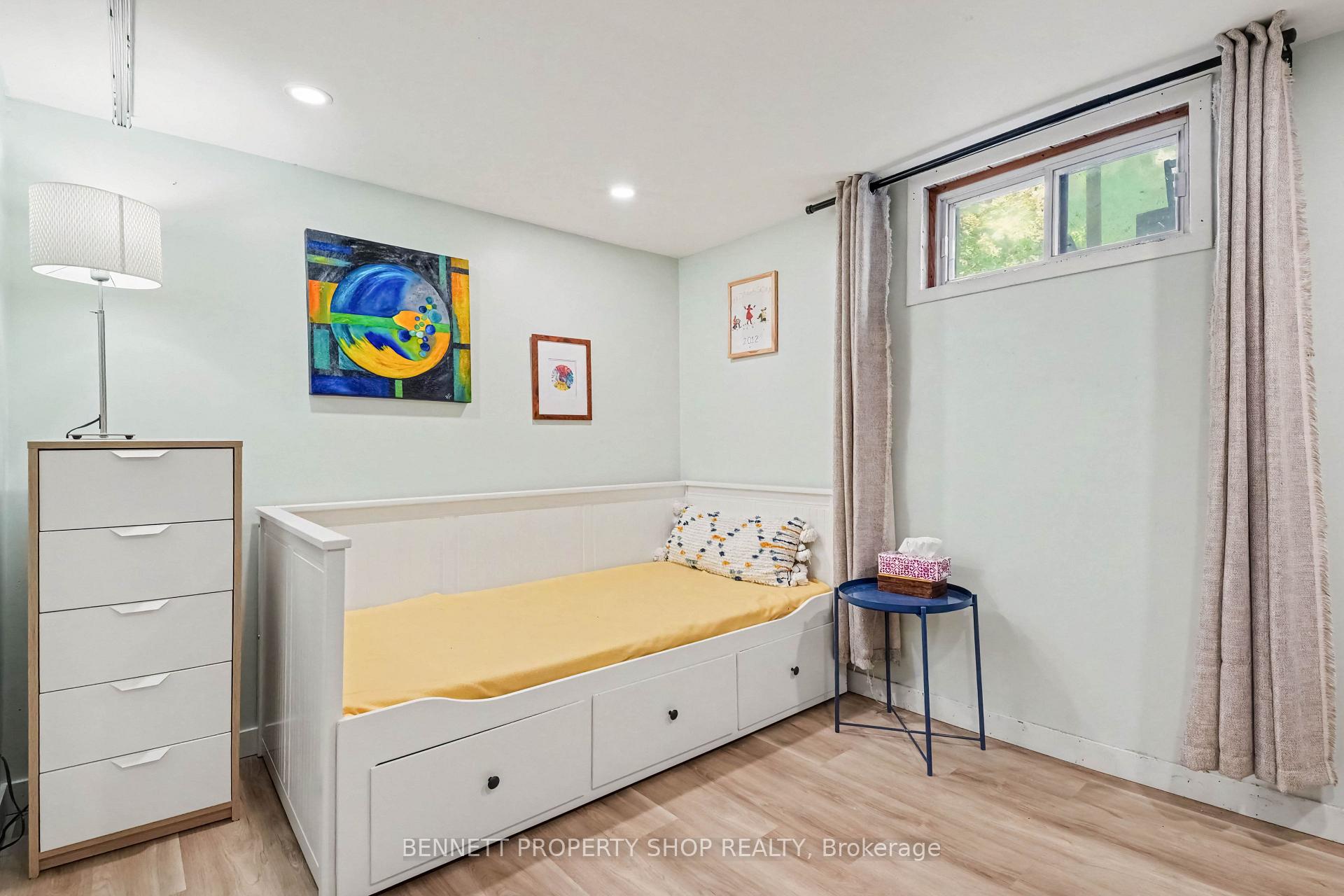 Photo 16 of 1215 Erie Avenue, Ottawa, Ridgemont — HOMEH
