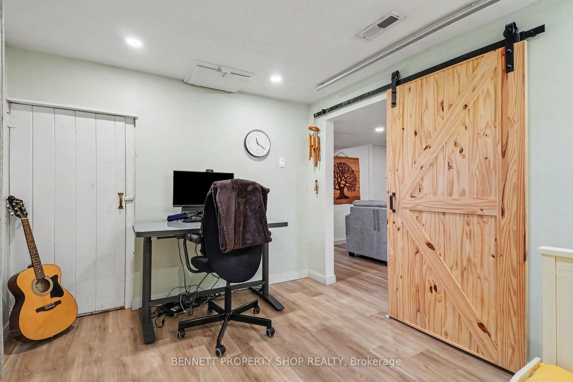 Photo 17 of 1215 Erie Avenue, Ottawa, Ridgemont — HOMEH
