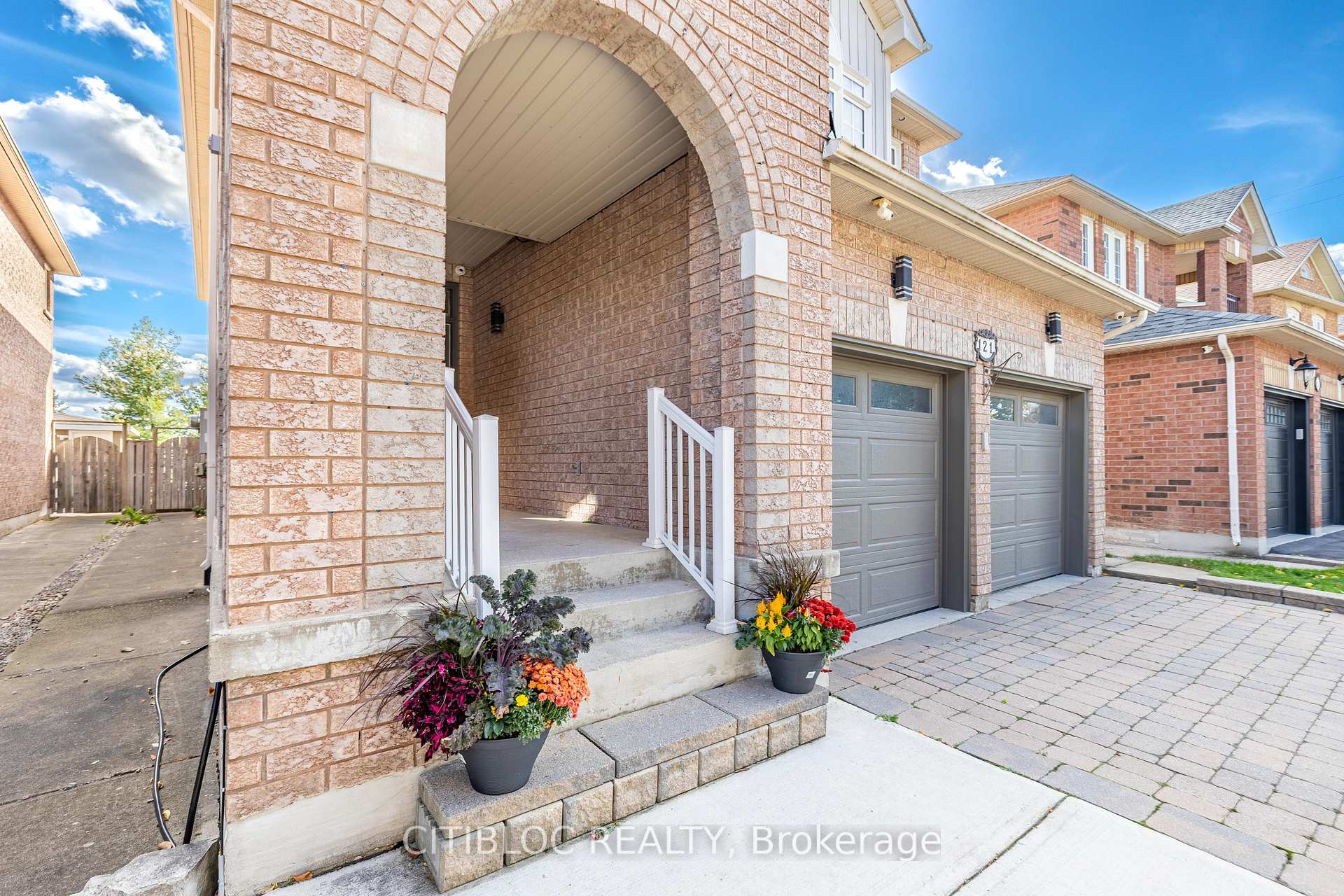 Photo 11 of 121 Silverado Trail, Vaughan, Sonoma Heights — HOMEH