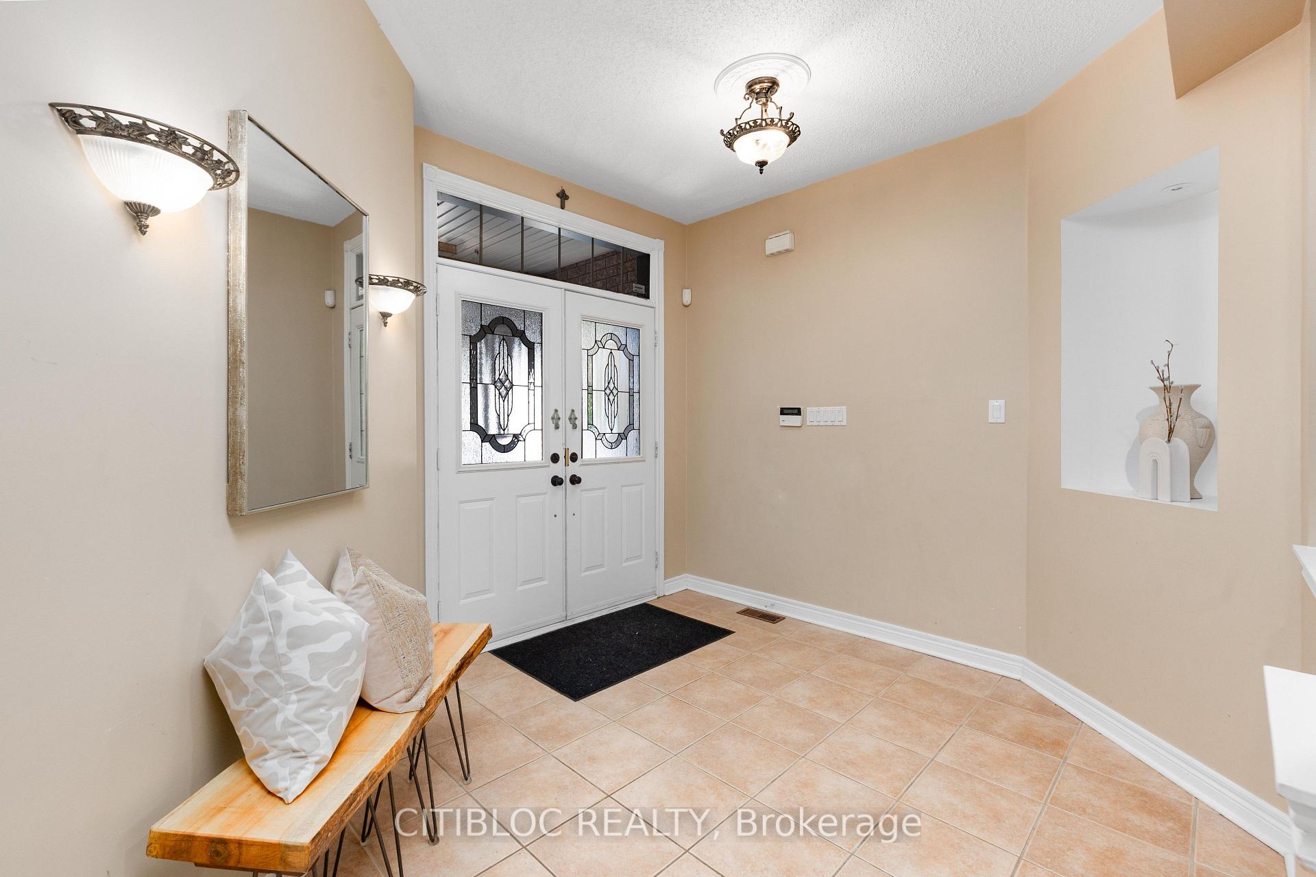 Photo 6 of 121 Silverado Trail, Vaughan, Sonoma Heights — HOMEH