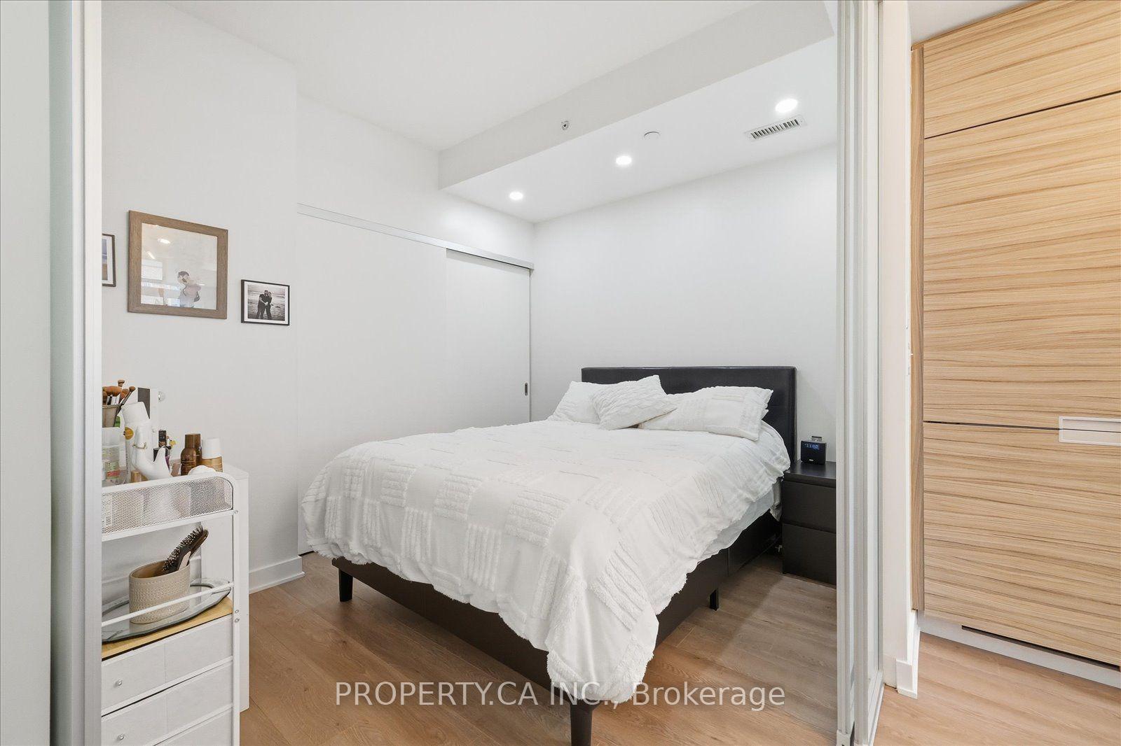 Photo 7 of Unit 606, 210 Simcoe Street, Toronto, Kensington-Chinatown — HOMEH