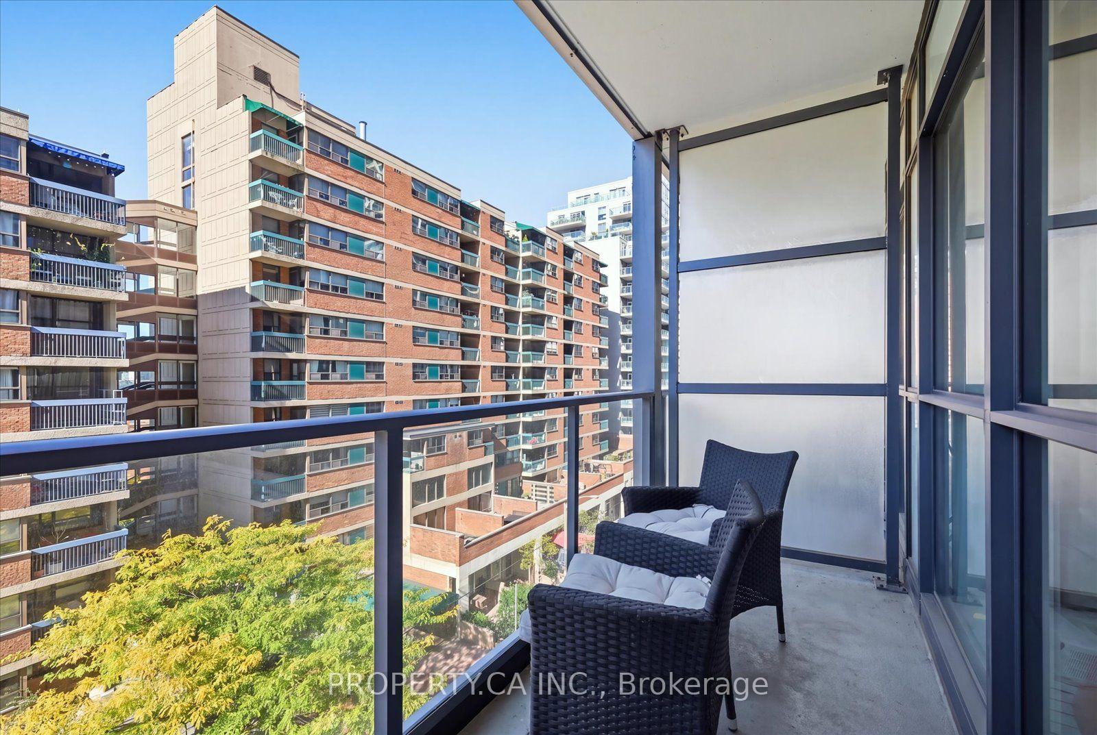 Photo 13 of Unit 606, 210 Simcoe Street, Toronto, Kensington-Chinatown — HOMEH