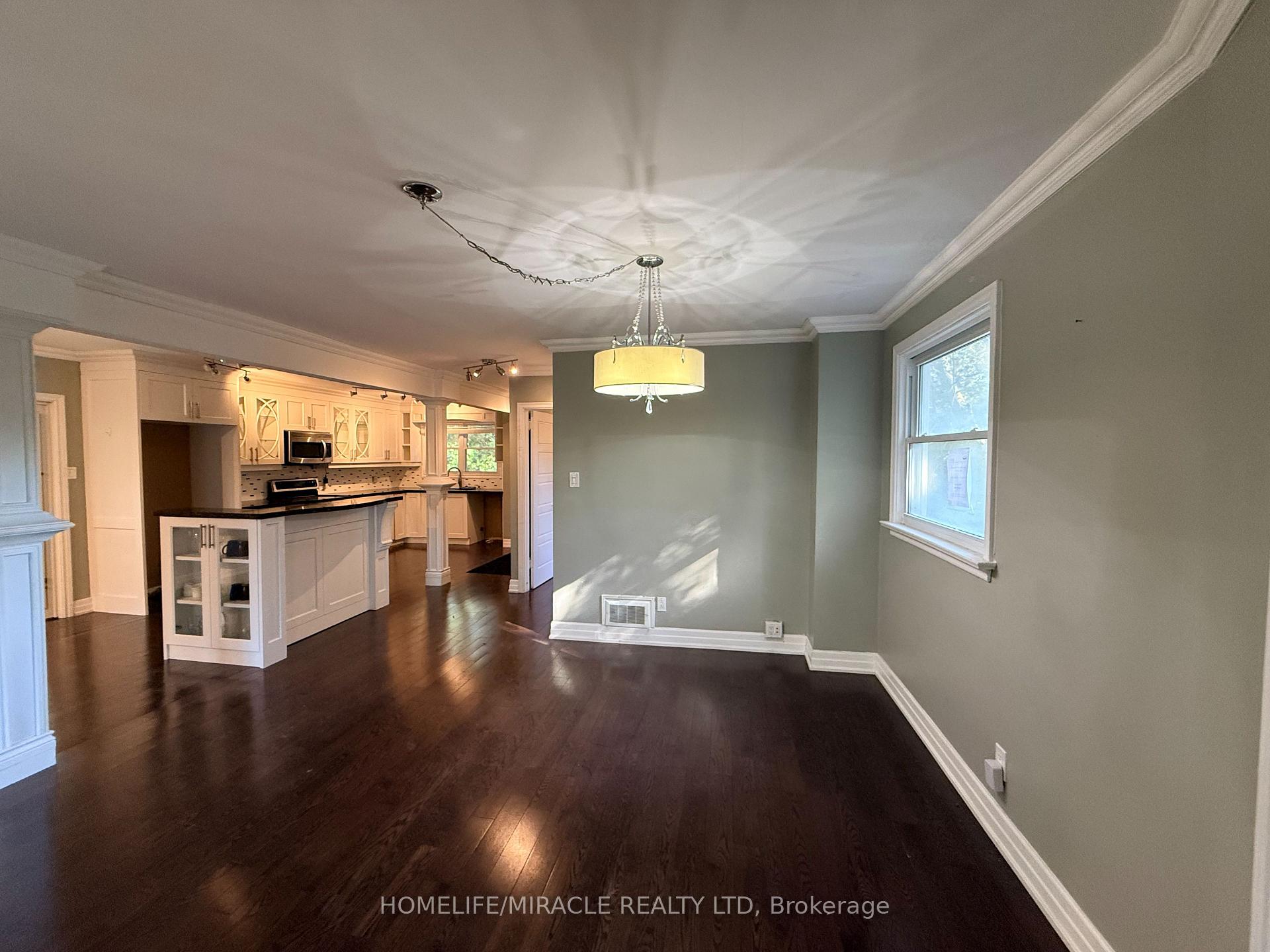 Photo 14 of 10 Yorkton Boulevard, Markham, Angus Glen — HOMEH