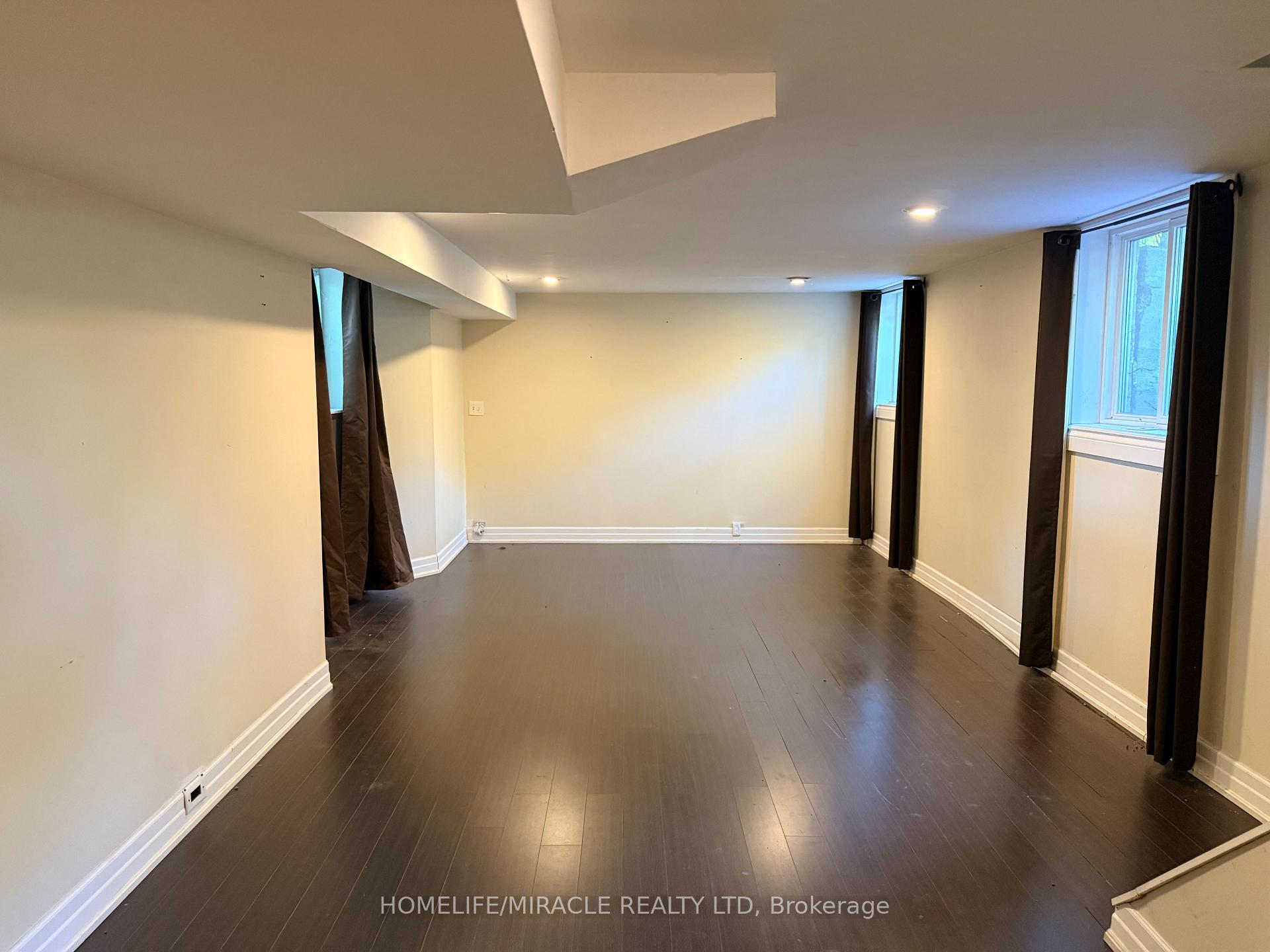 Photo 30 of 10 Yorkton Boulevard, Markham, Angus Glen — HOMEH